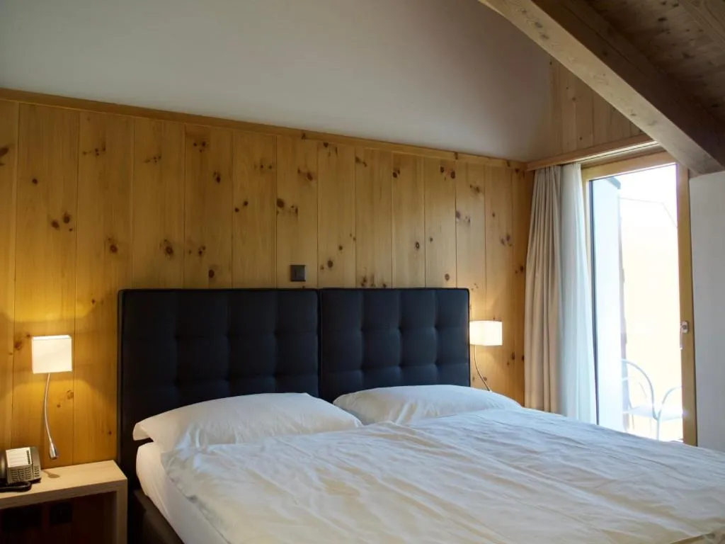 Photo of the whole room, Bed in Hotel Saluver