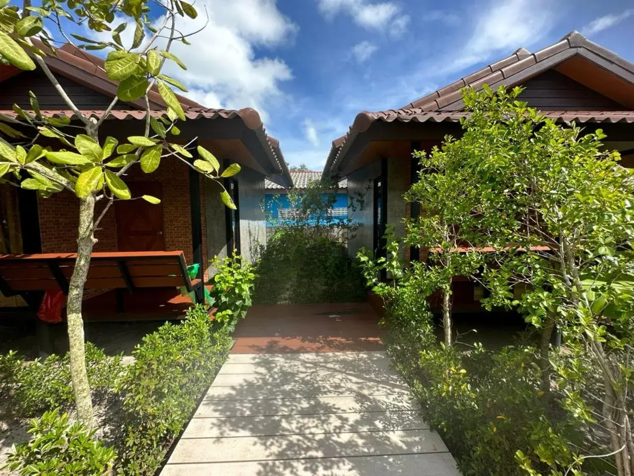 Superior Chalet in The Beatles Lagoon Superior Chalet in The Beatles Lagoon