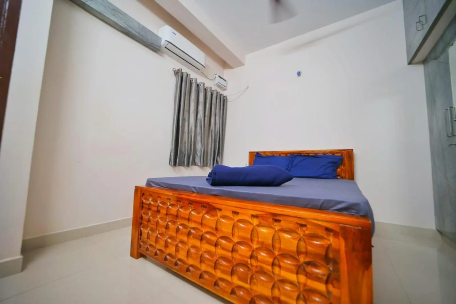 Bed in CM Stays Service Apartment - Near Chennai Airport - Pallavaram