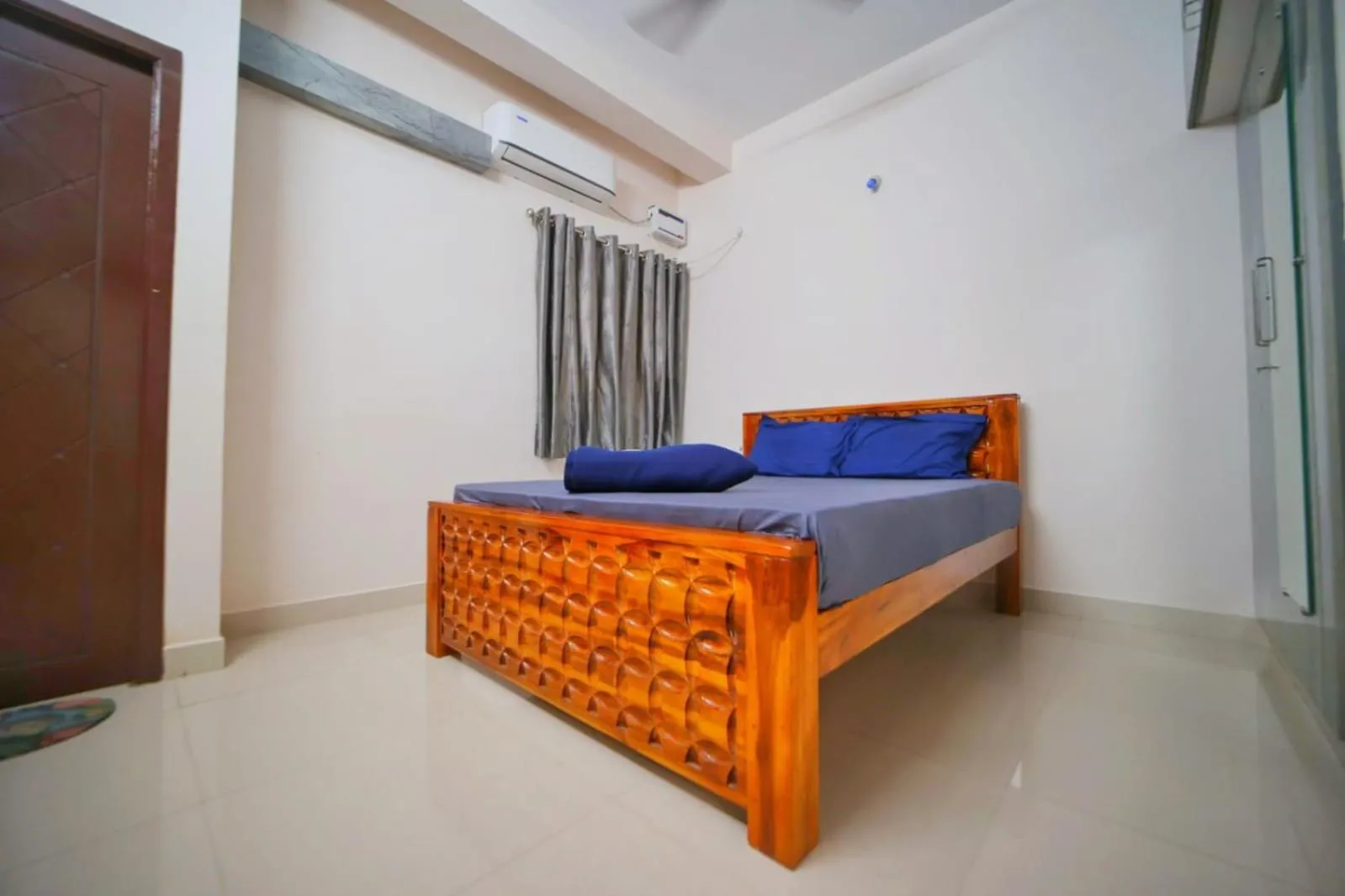 Bed in CM Stays Service Apartment - Near Chennai Airport - Pallavaram