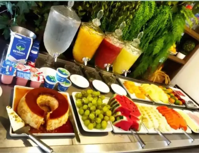 Breakfast in Gold Flat Cabo Branco