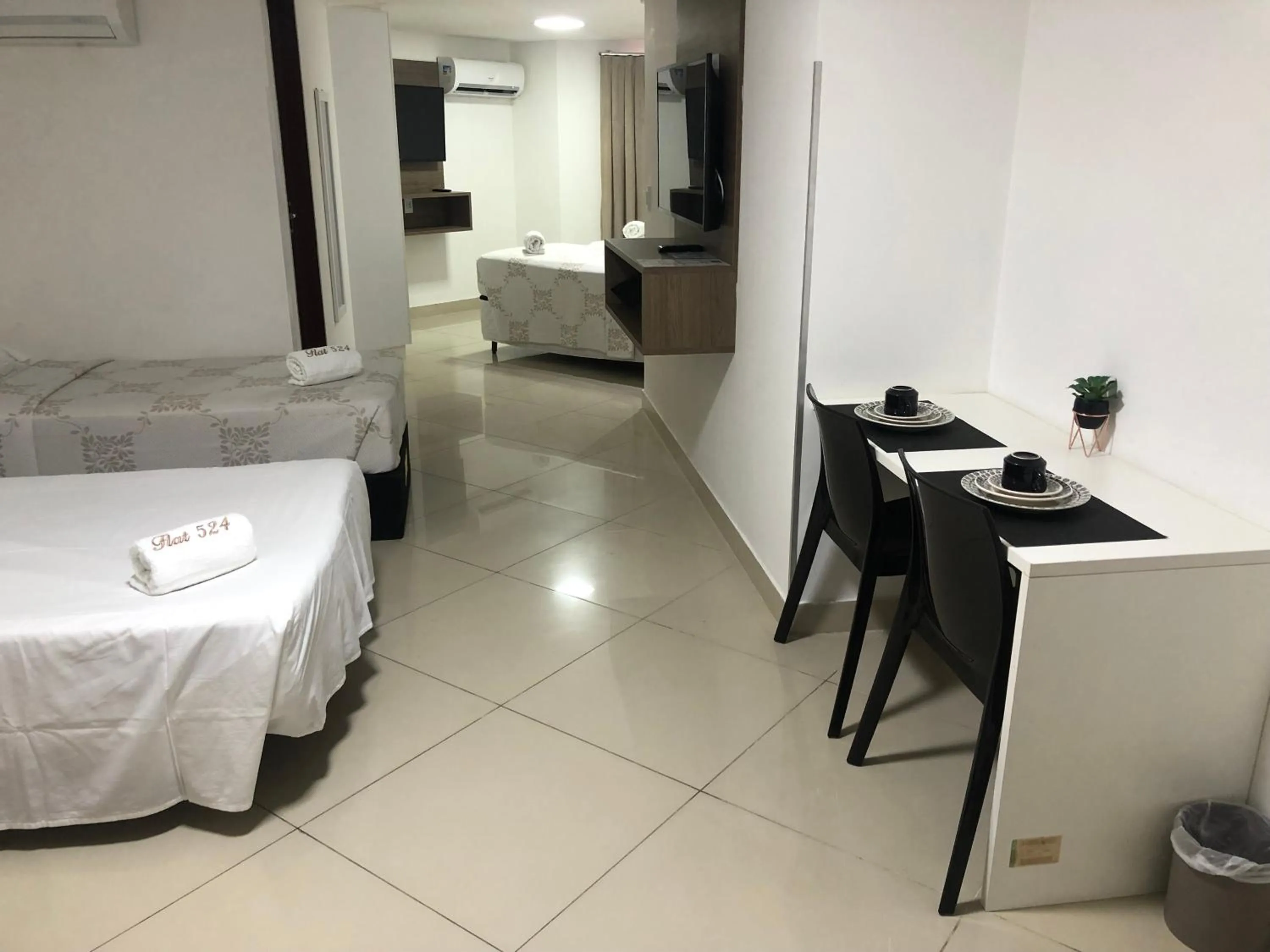 Bed in Gold Flat Cabo Branco