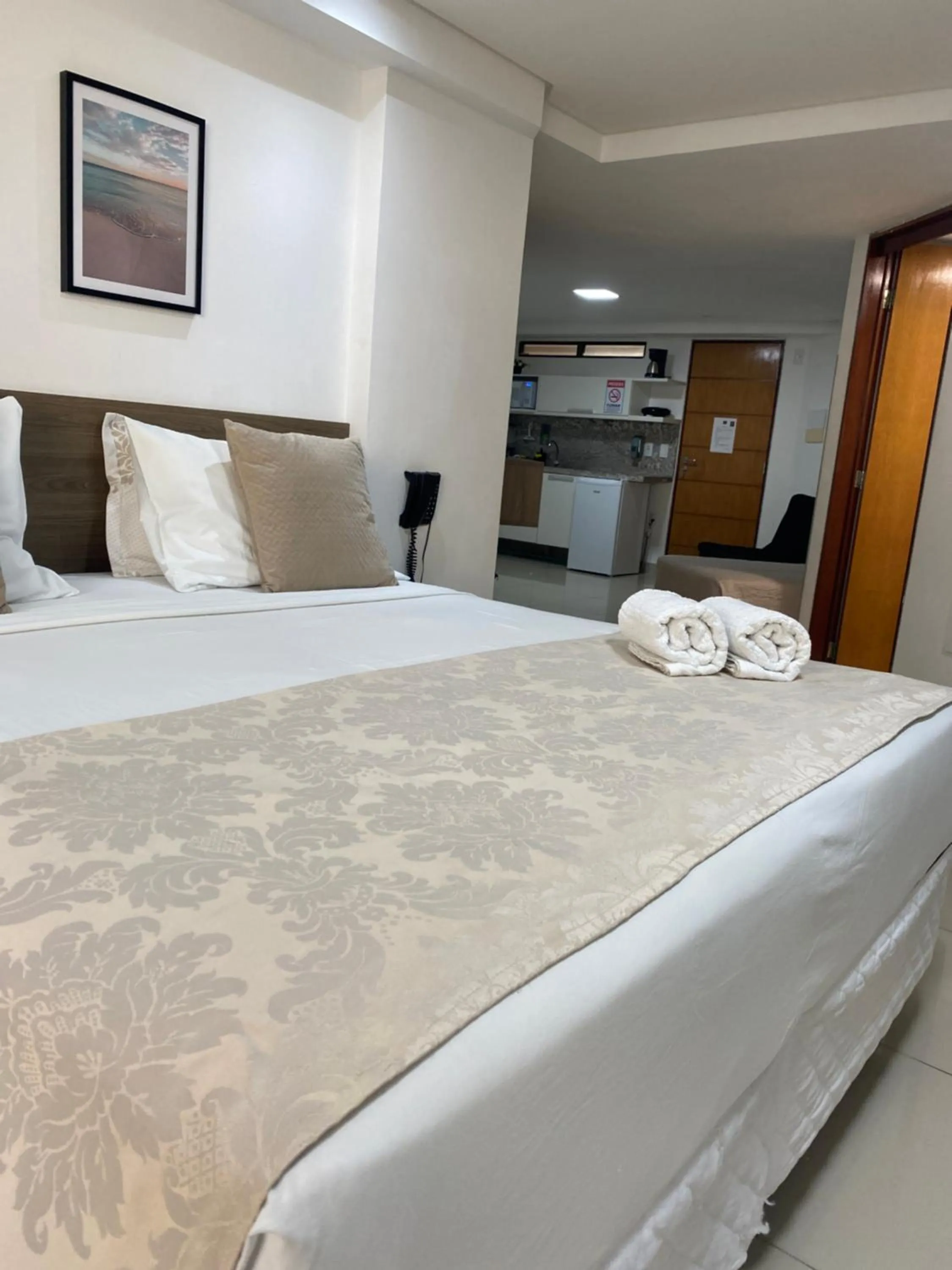 Bed in Gold Flat Cabo Branco