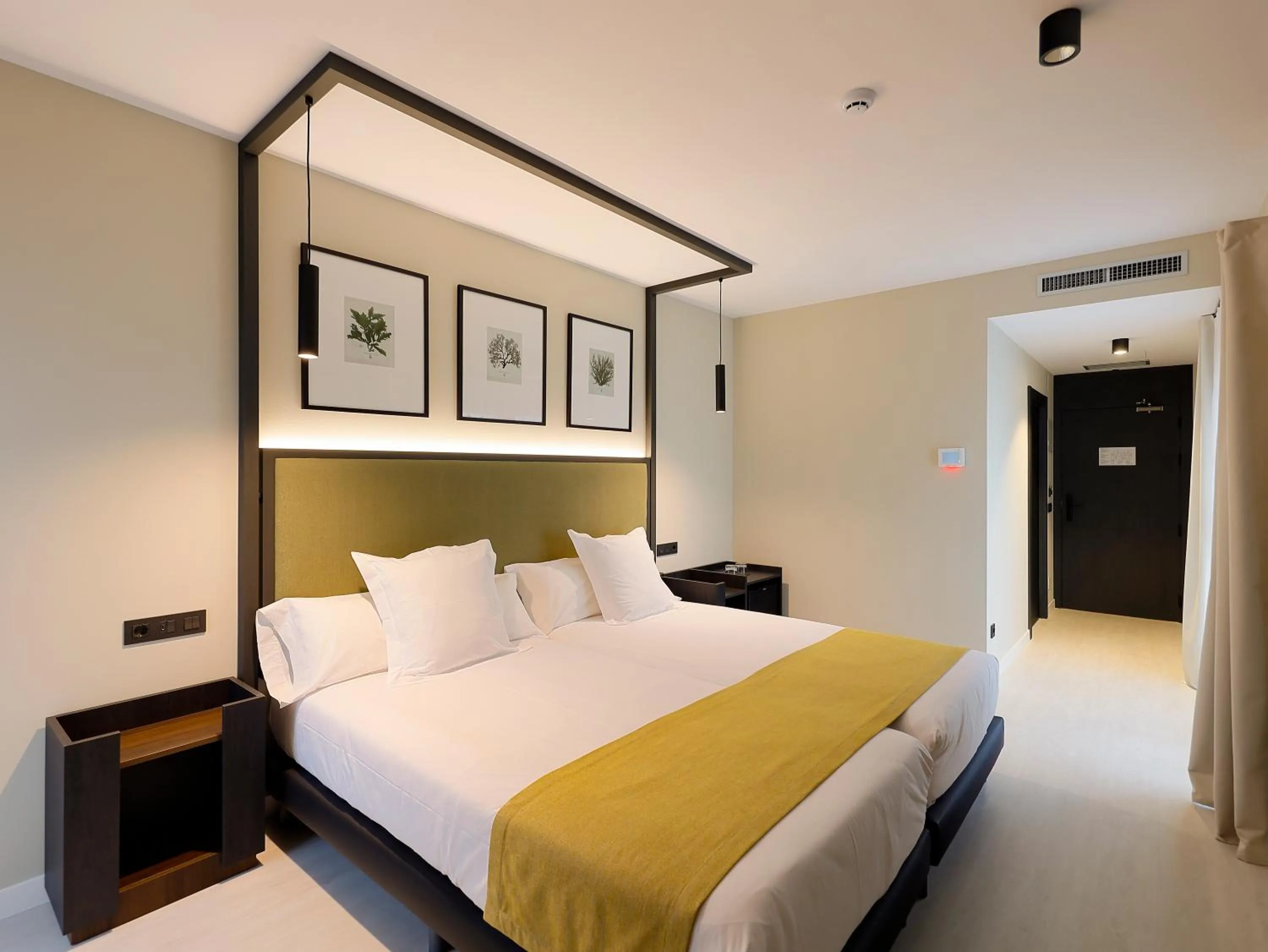 Bed in Nuvō Hotel Boutique