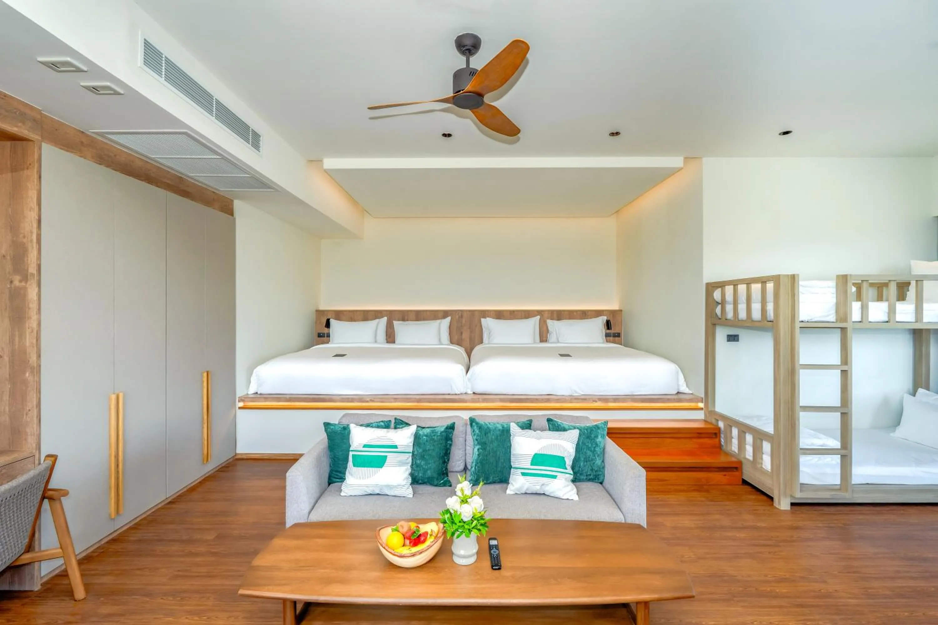 Bed in Beyond Skywalk Nangshi