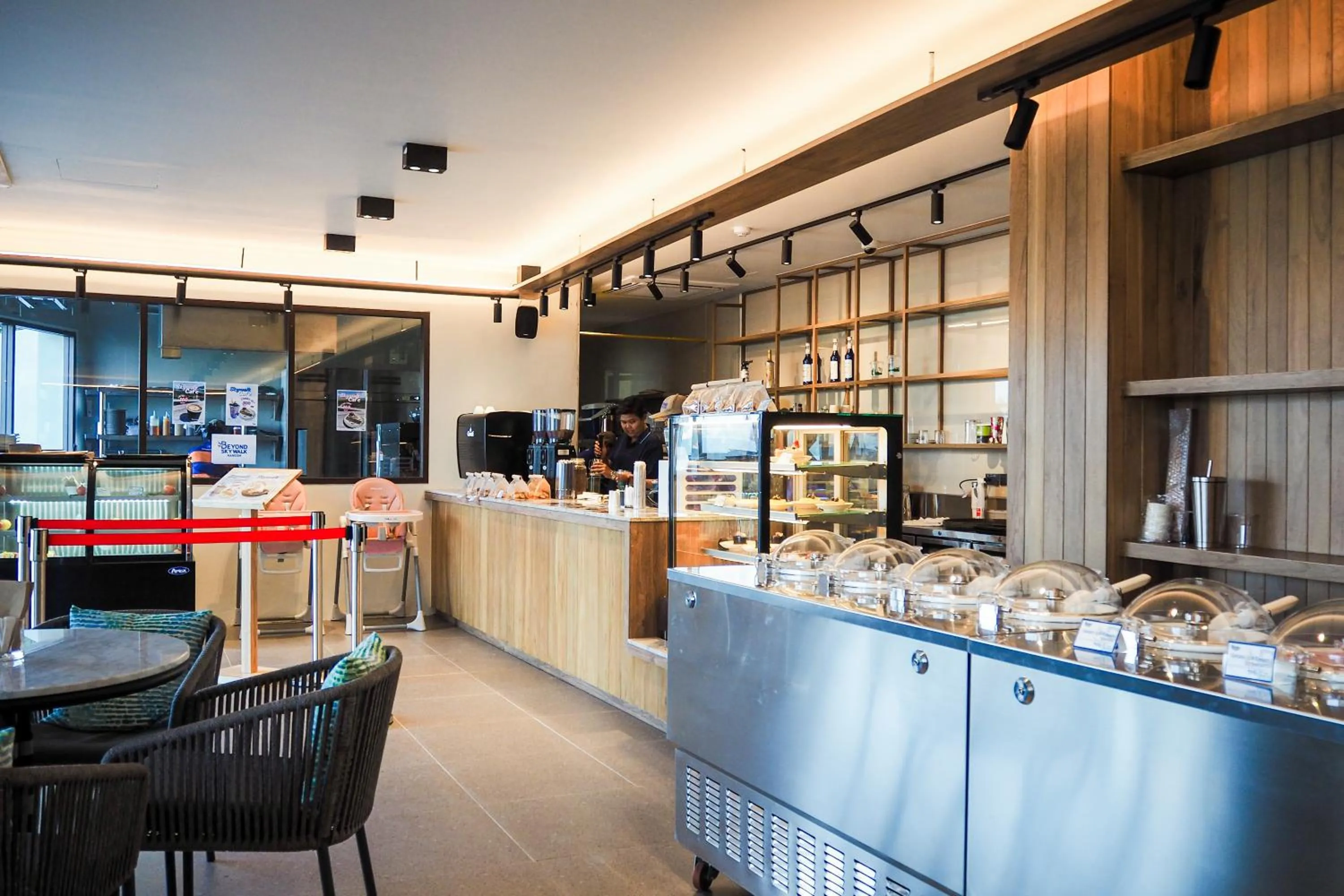 Restaurant/places to eat in Beyond Skywalk Nangshi