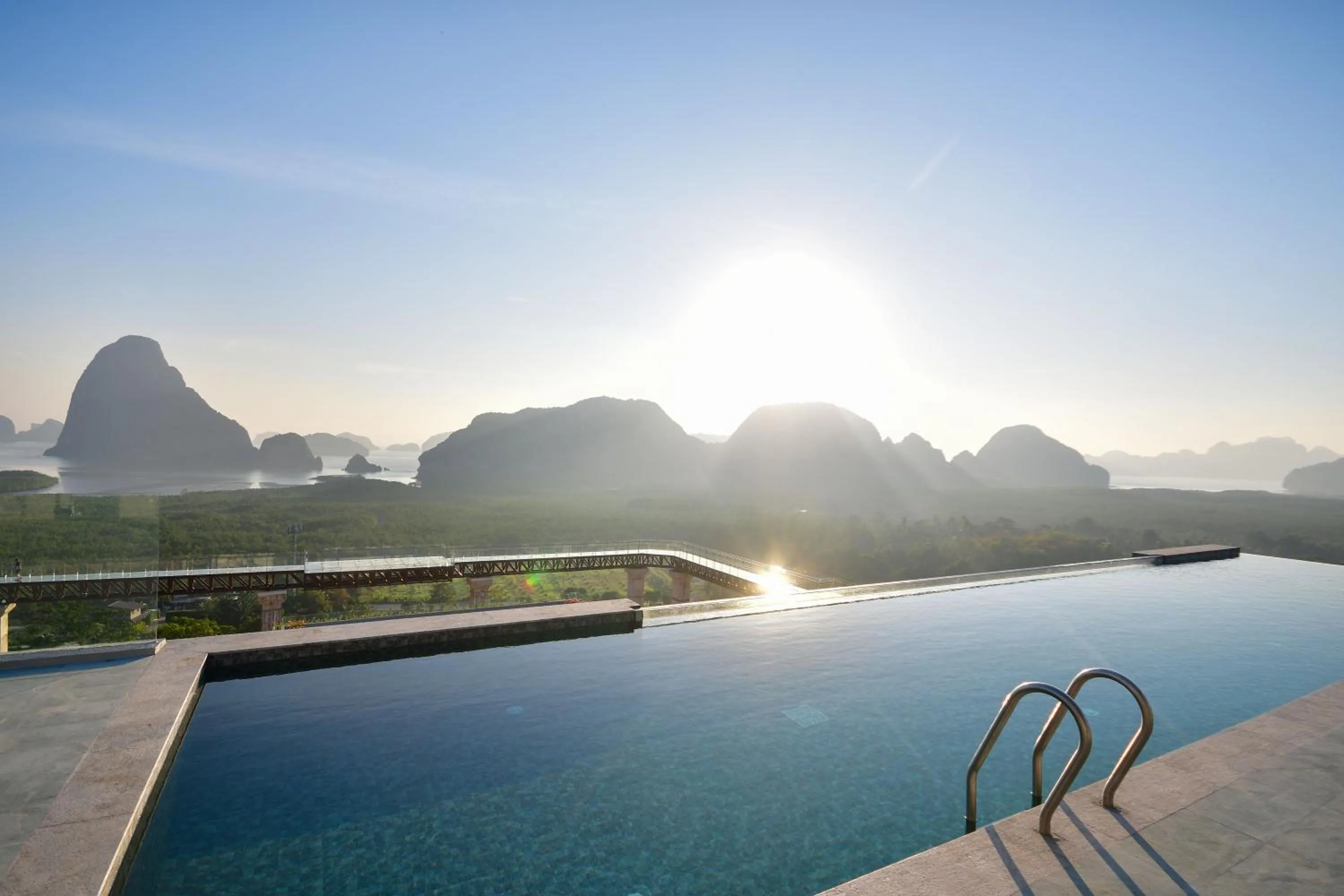 Nearby landmark in Beyond Skywalk Nangshi