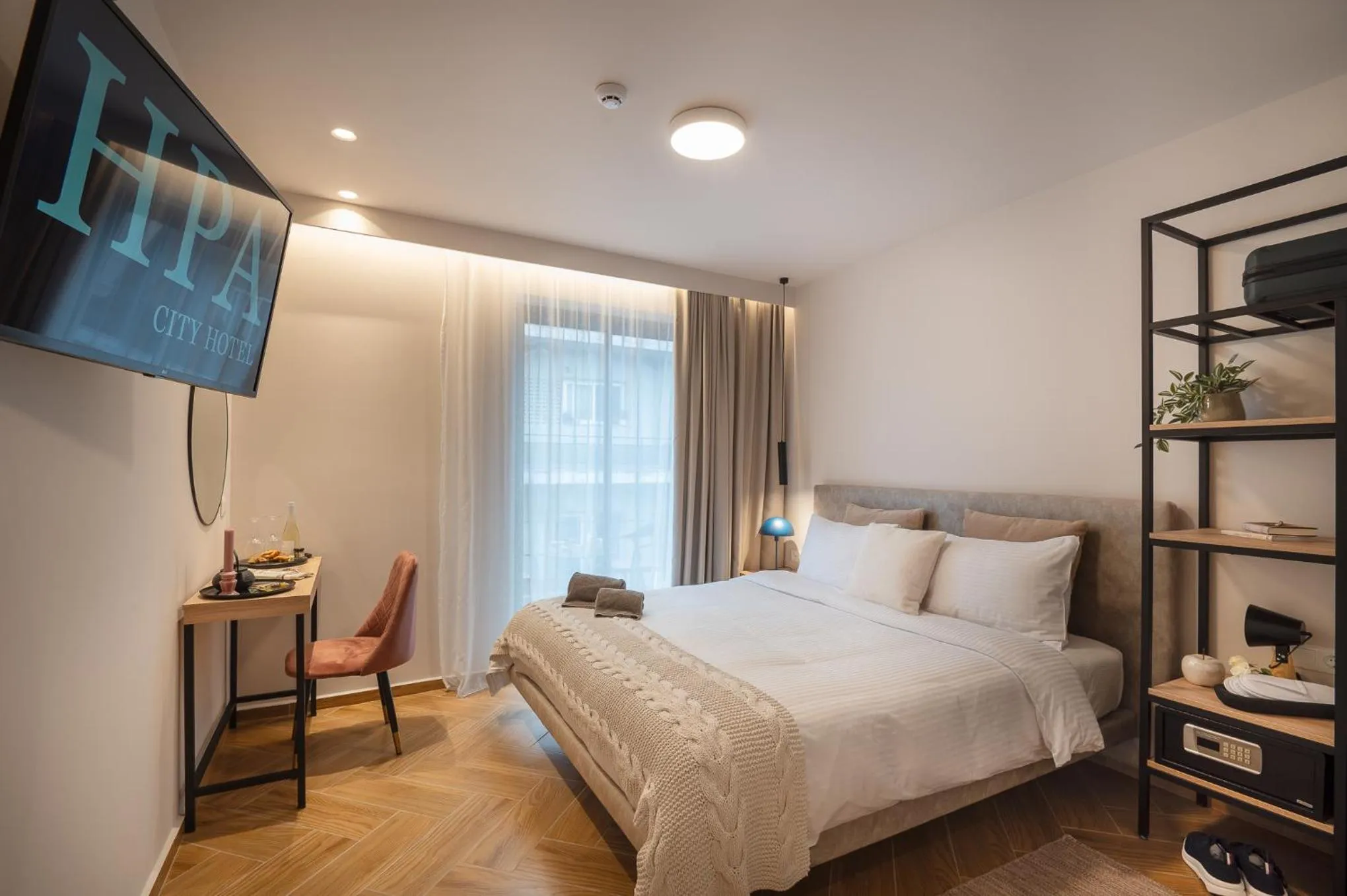 Bed in IRA - ΗΡΑ Hotel