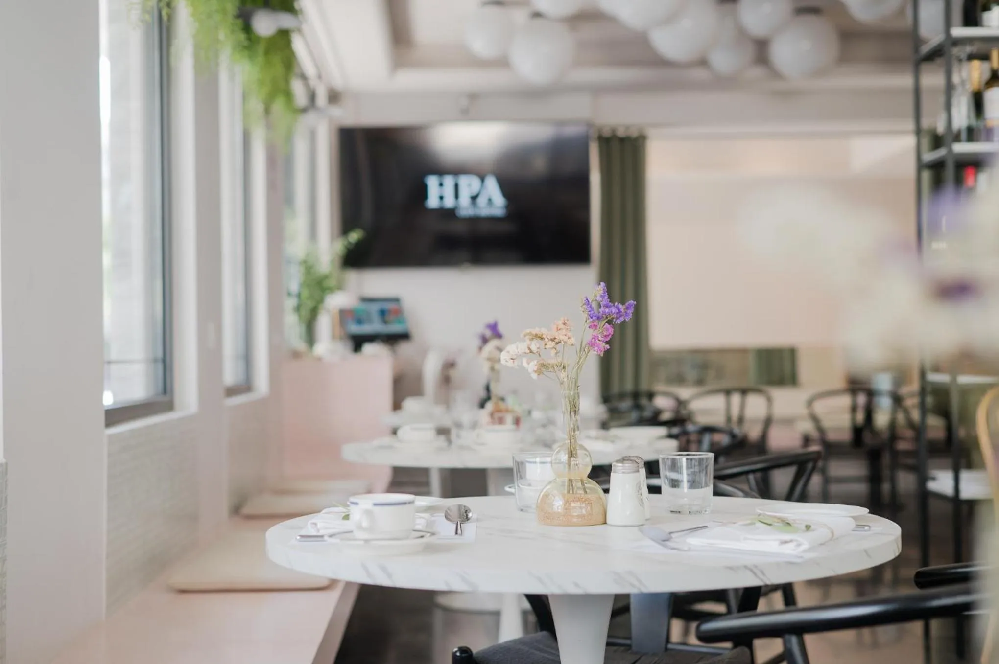 Food and drinks in IRA - ΗΡΑ Hotel