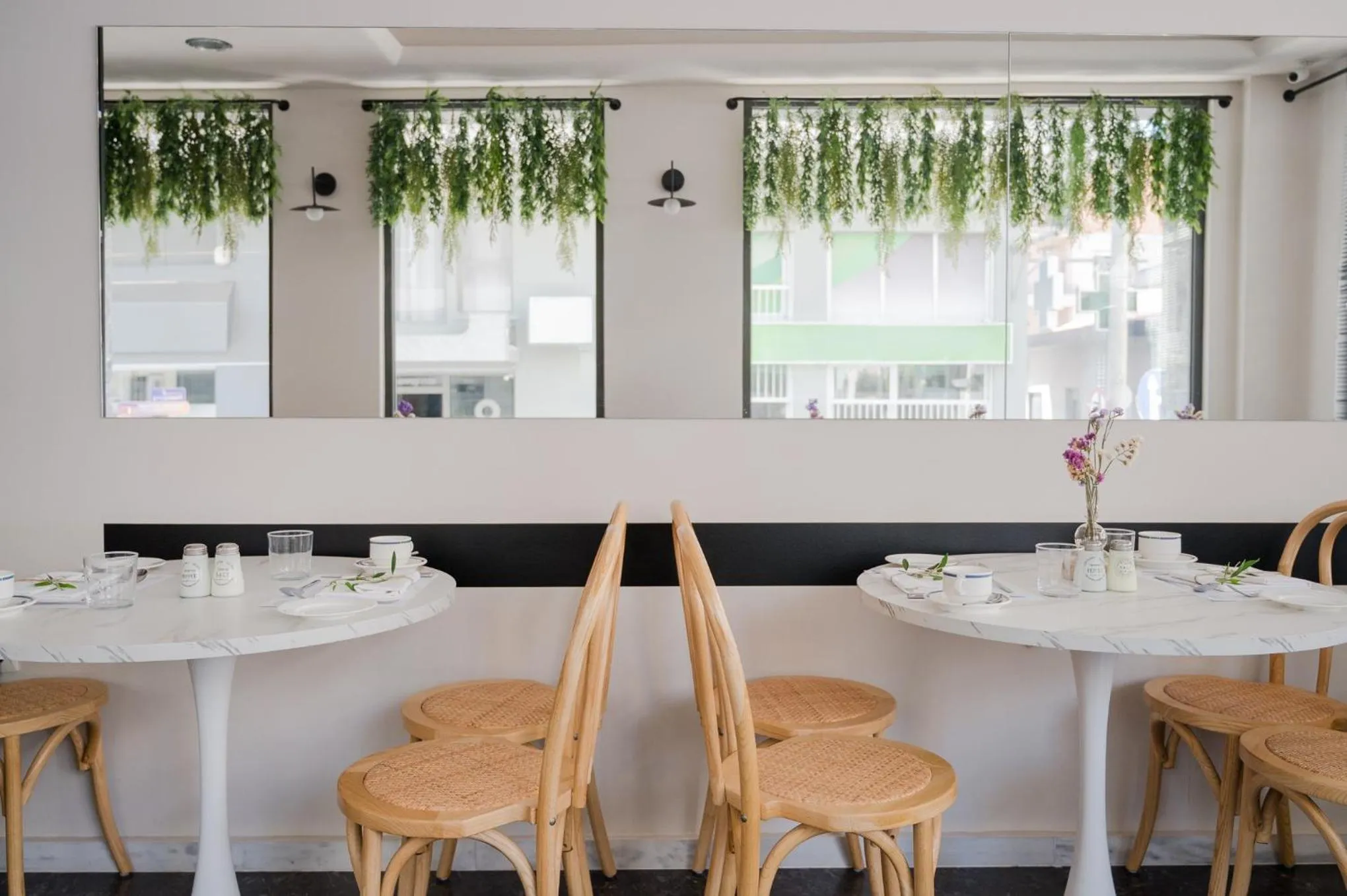 Seating area in IRA - ΗΡΑ Hotel