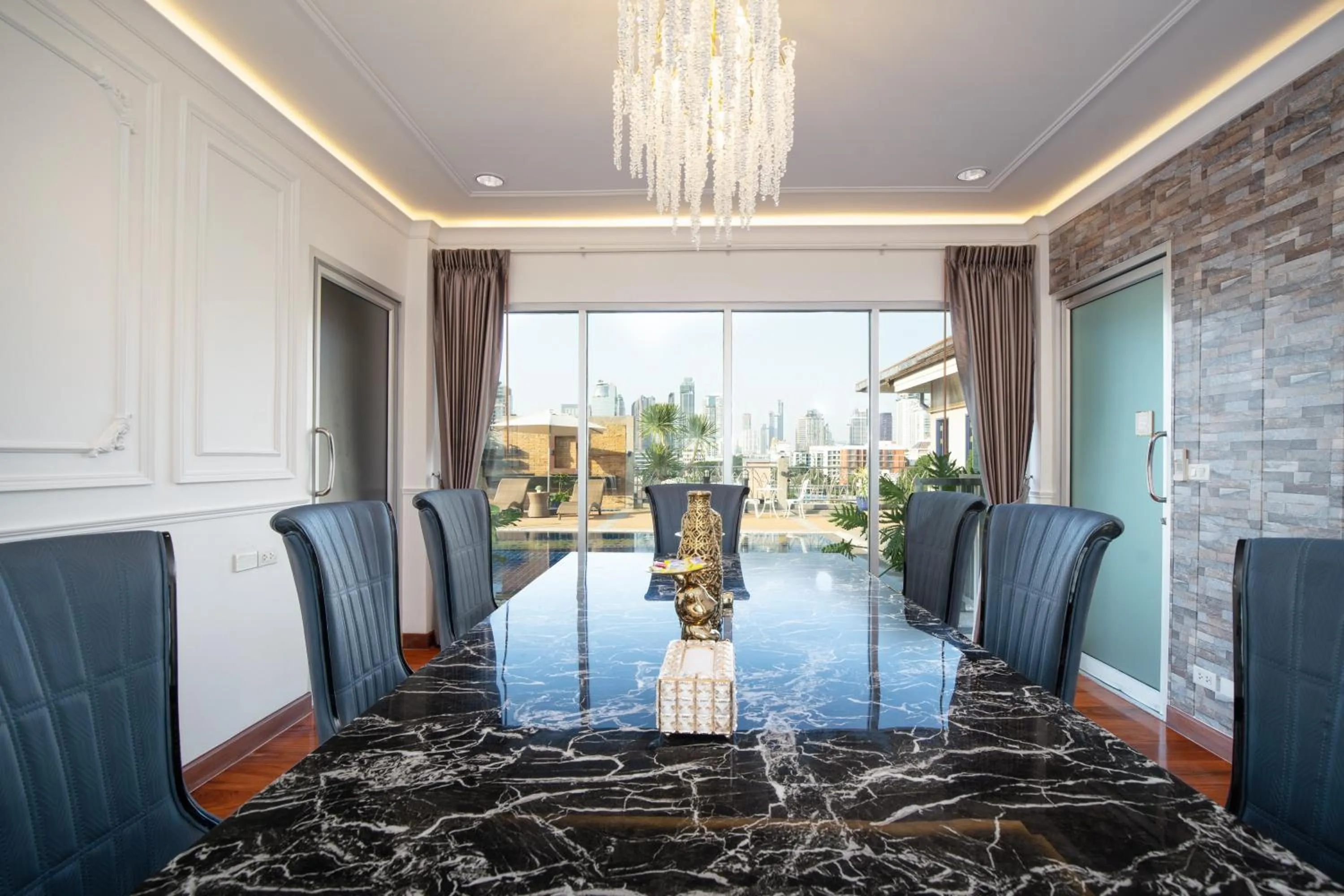 Living room in Capitel Rama 4