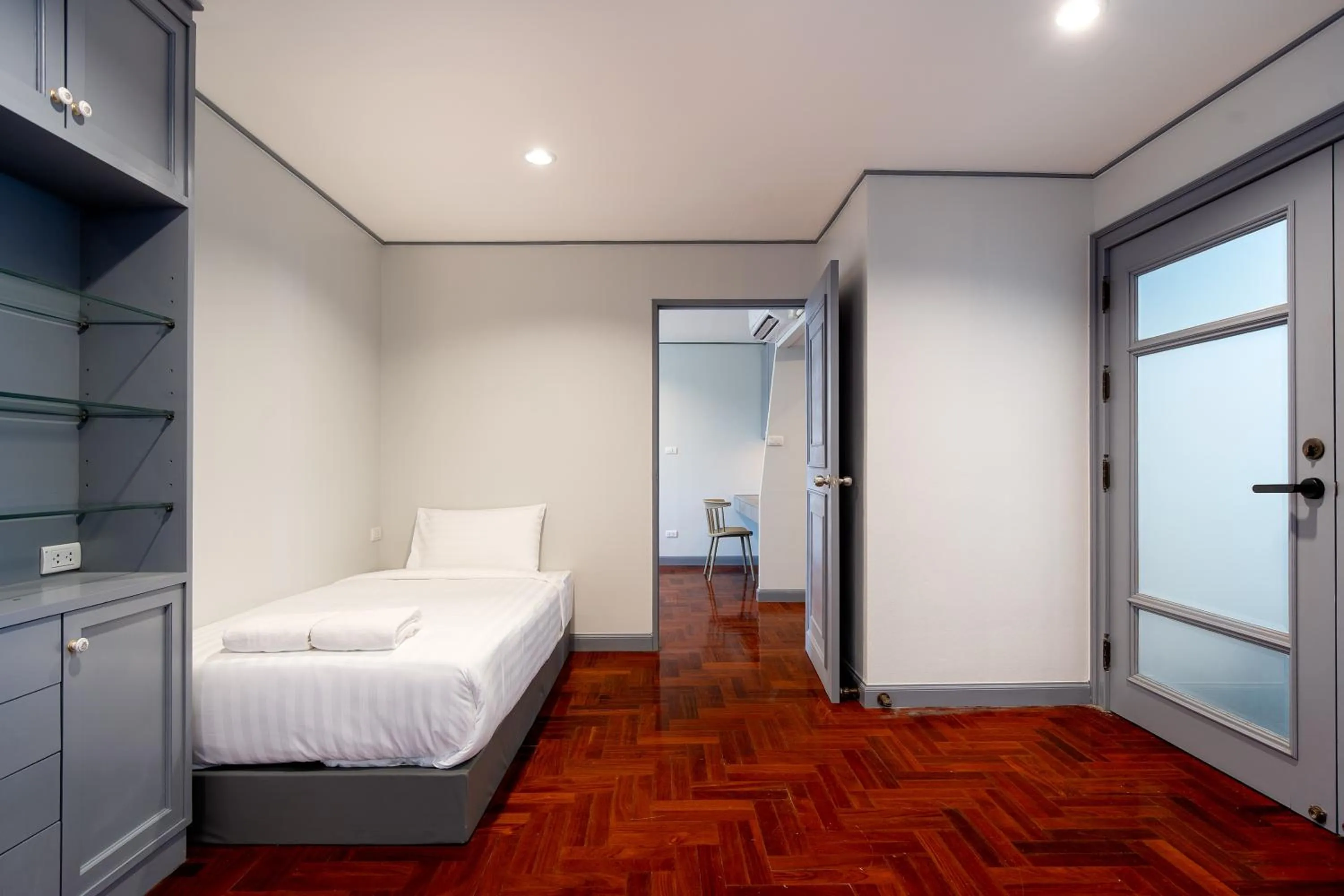 Bed in Capitel Rama 4