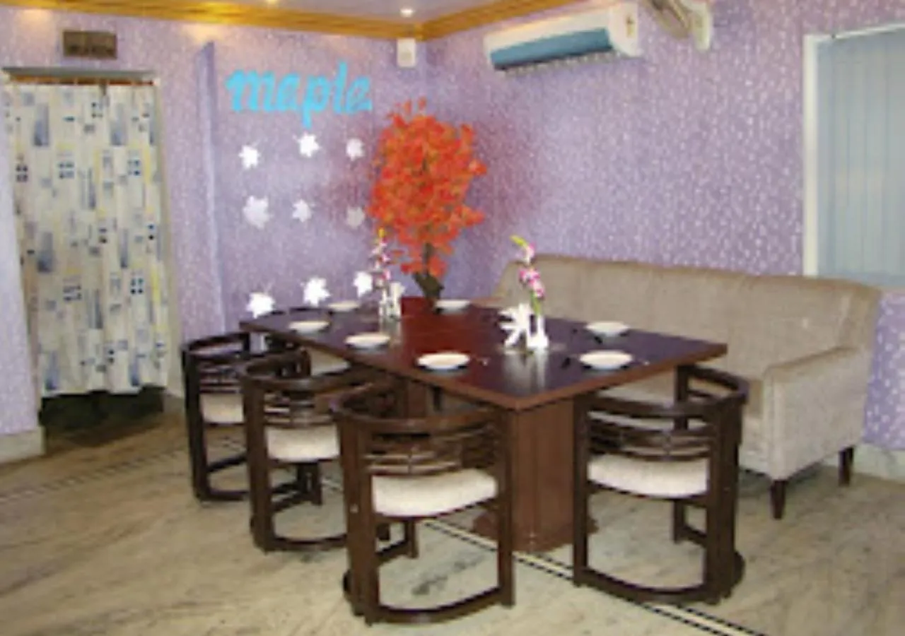 Restaurant/places to eat in Hotel R.K.Palace Jharkhand
