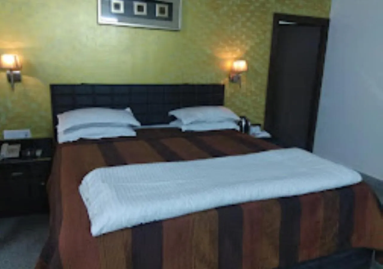 Bed in Hotel R.K.Palace Jharkhand