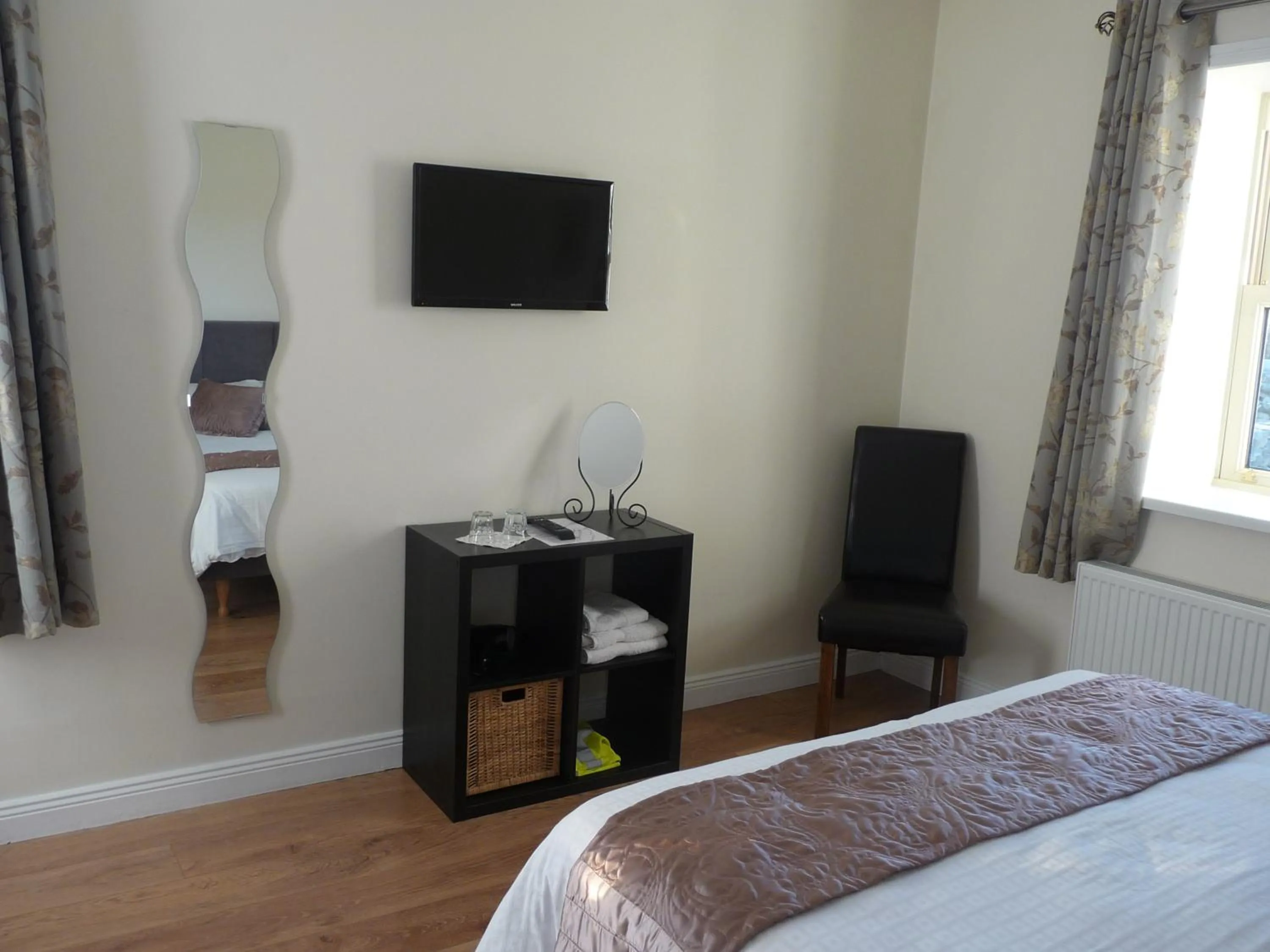 Bedroom in Cois Na hAbhann