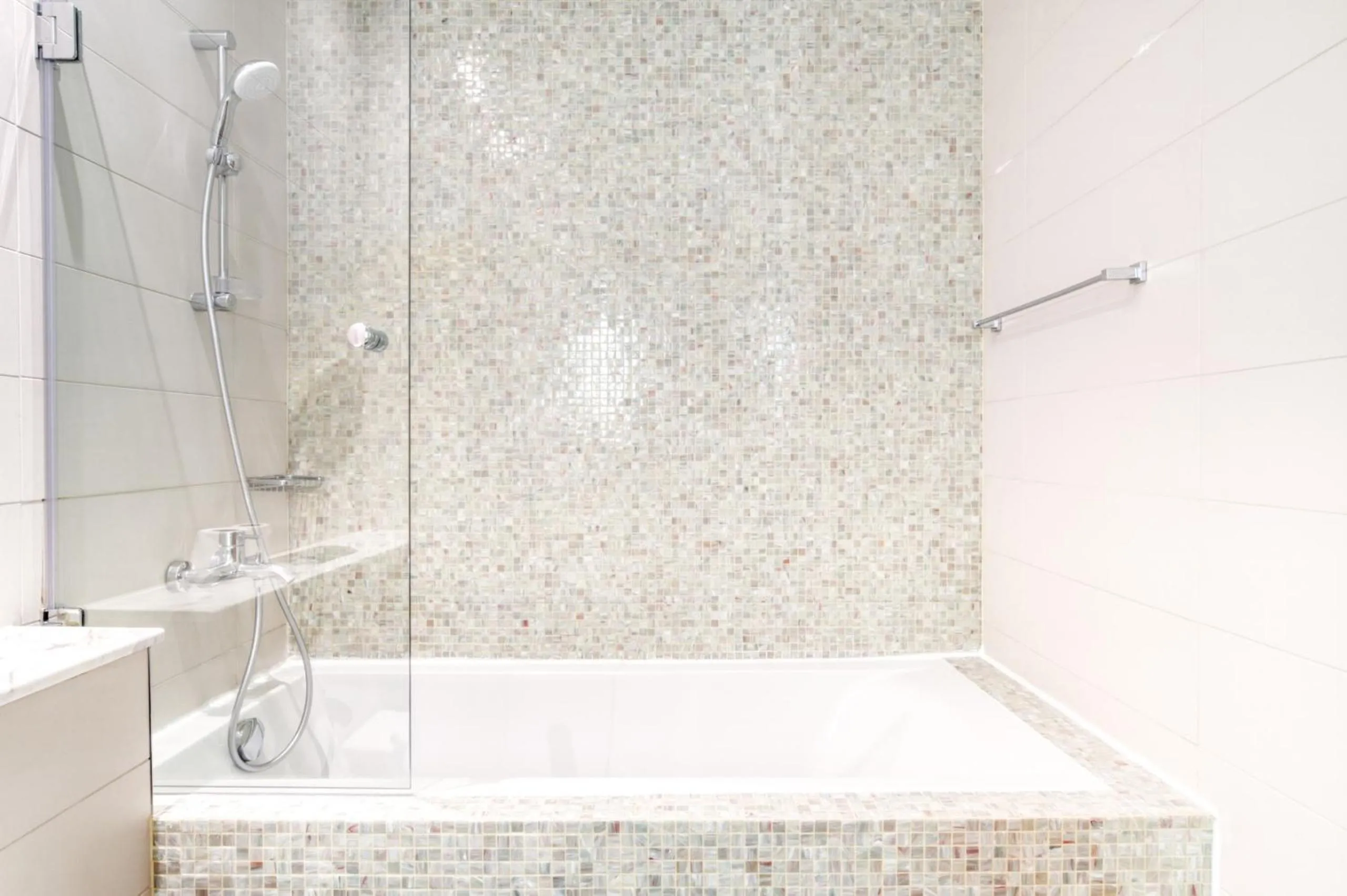 Central Park Towers, City View - DIFC - Mint Stay