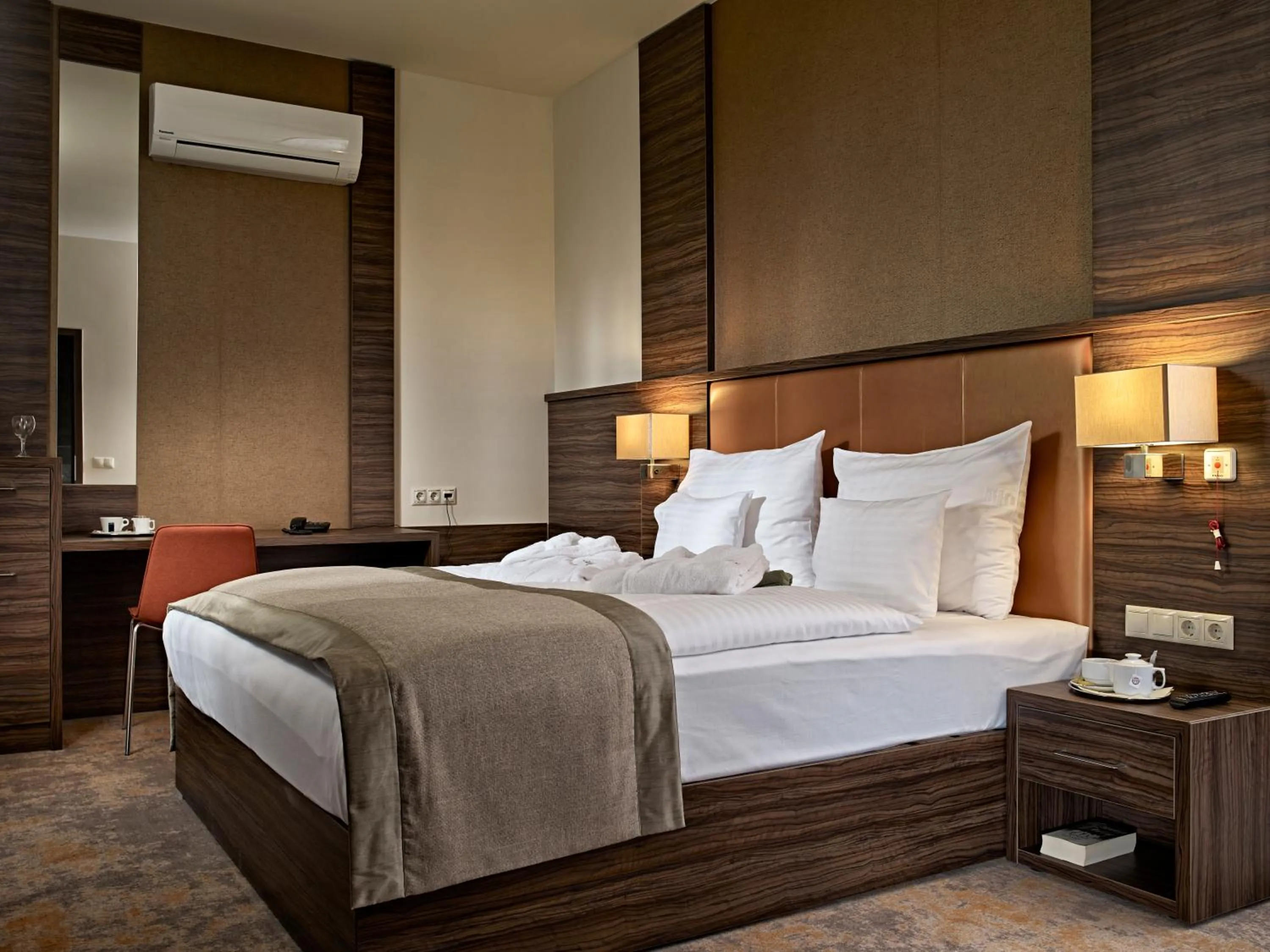 Bed in Barack Thermal Hotel and Spa