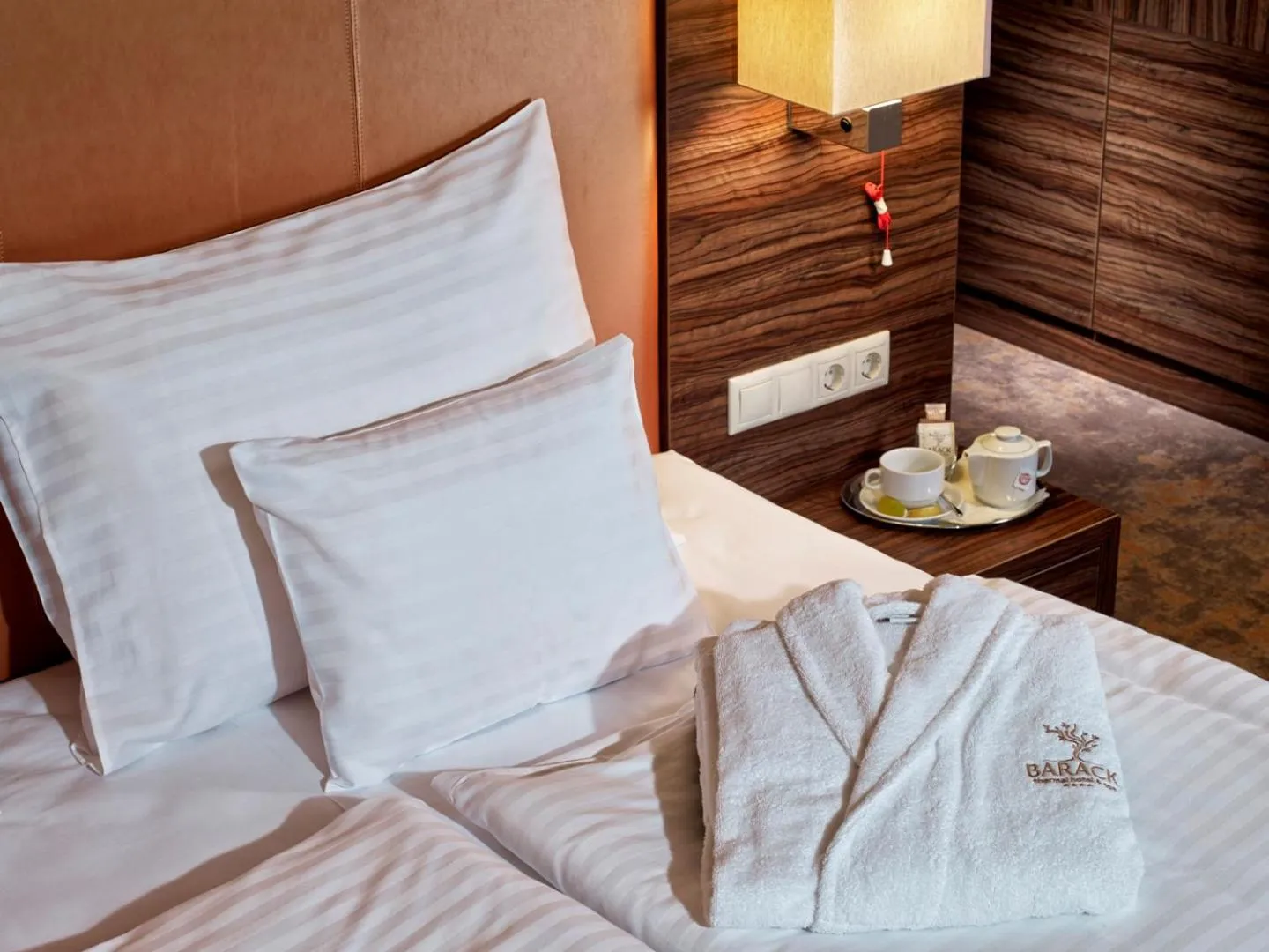 Bed in Barack Thermal Hotel and Spa