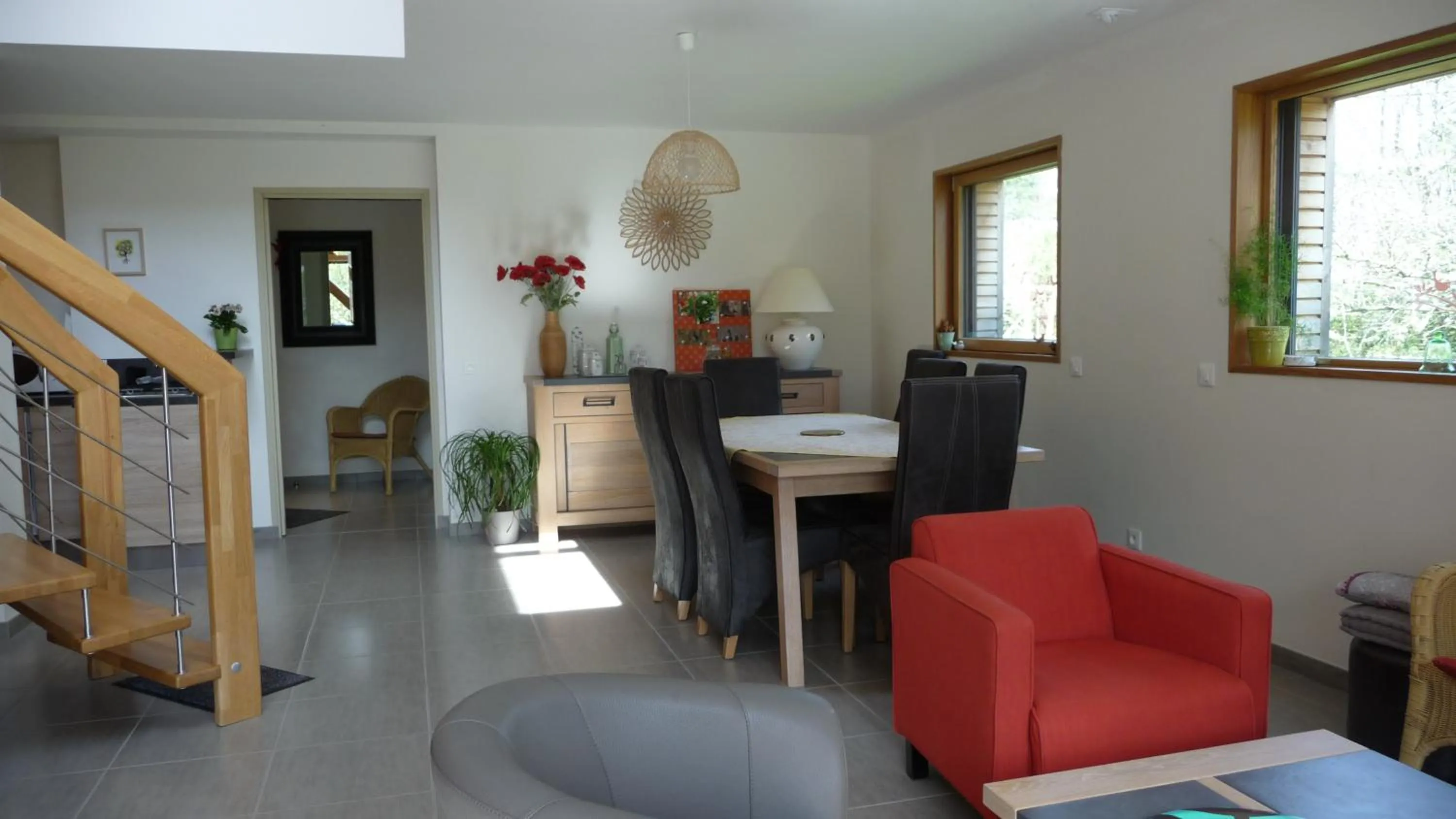 Dining area in Le Jardin aux Oiseaux