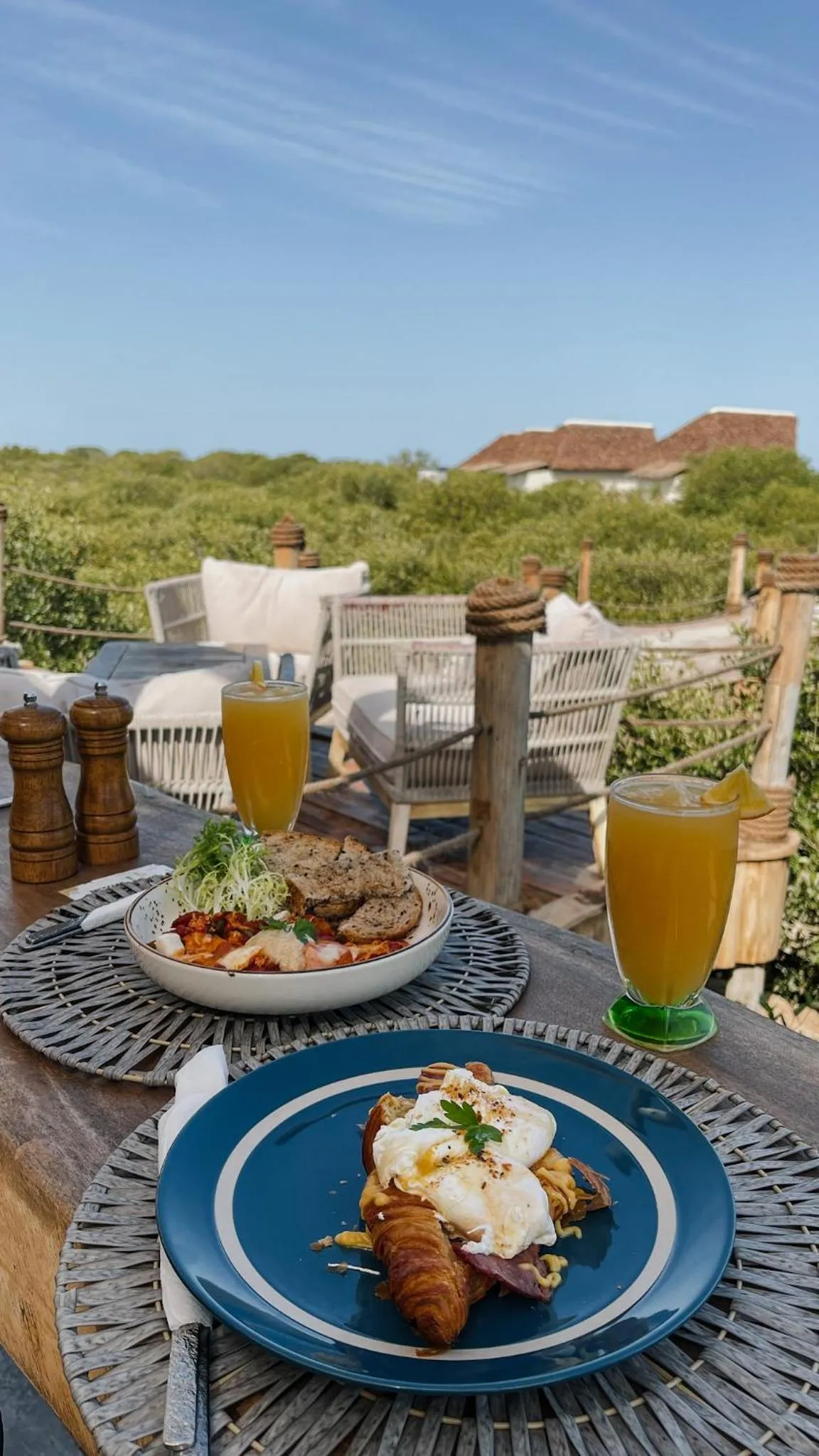 Continental breakfast in Casa Mikoko Resort