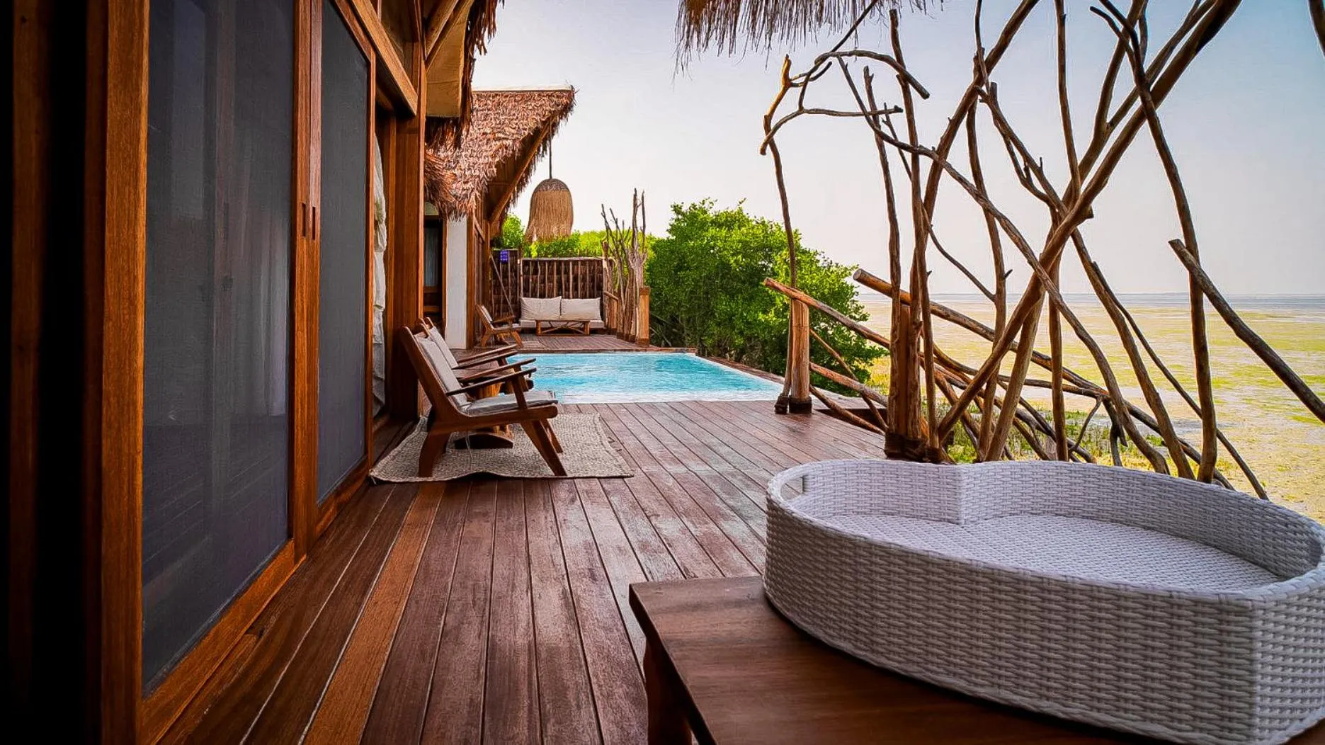 Swimming pool in Casa Mikoko Resort