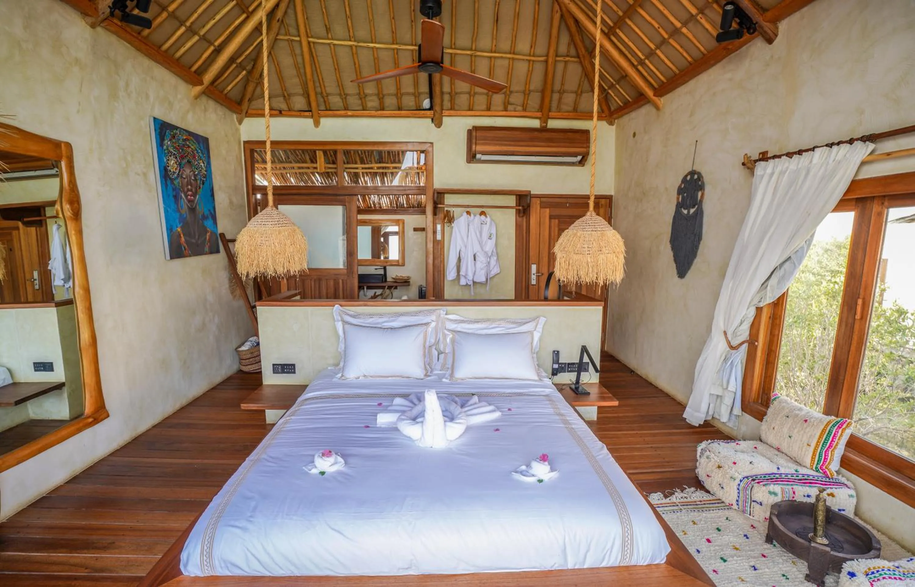 Bed in Casa Mikoko Resort