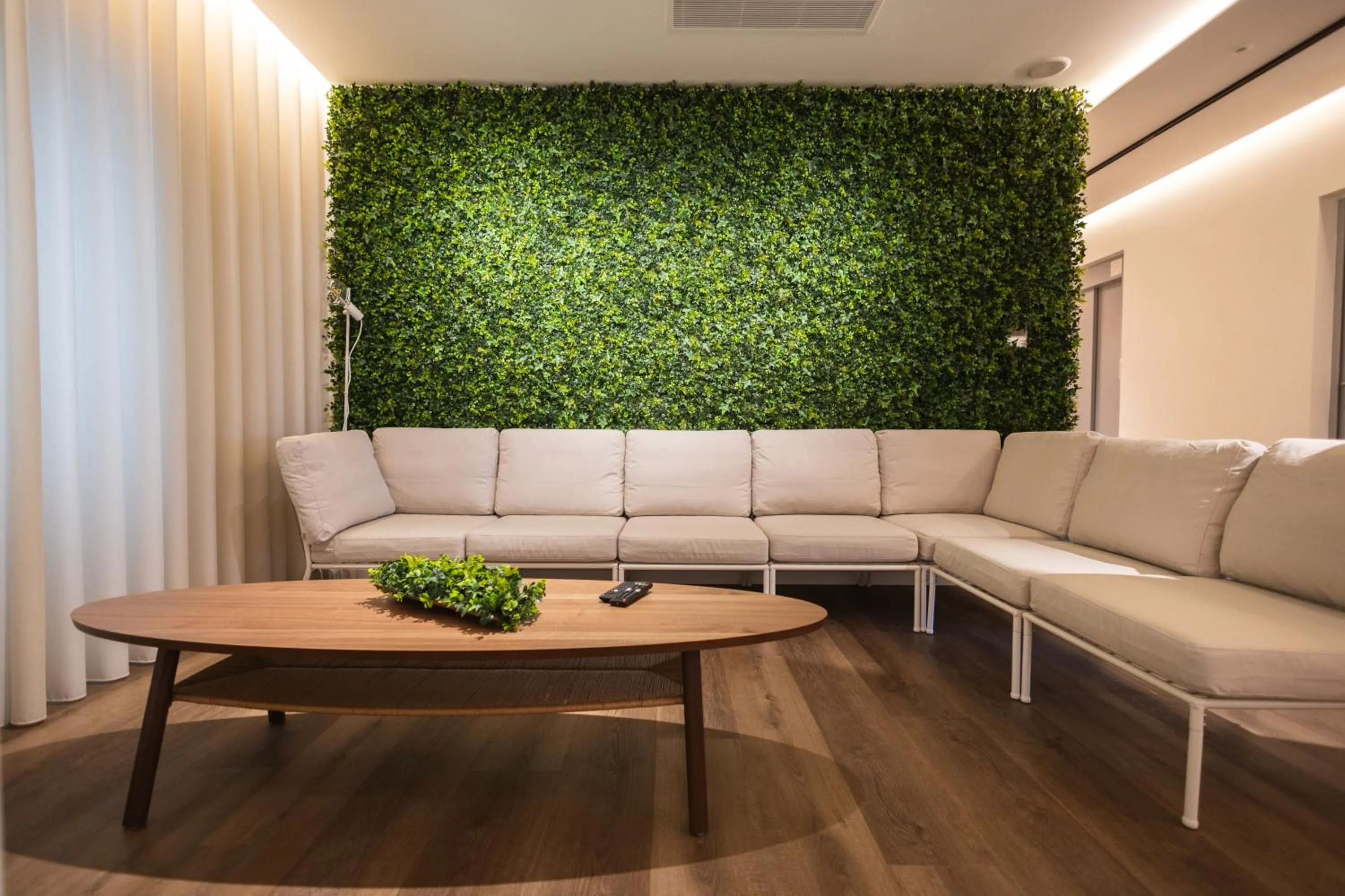 Communal lounge/ TV room in Watts House