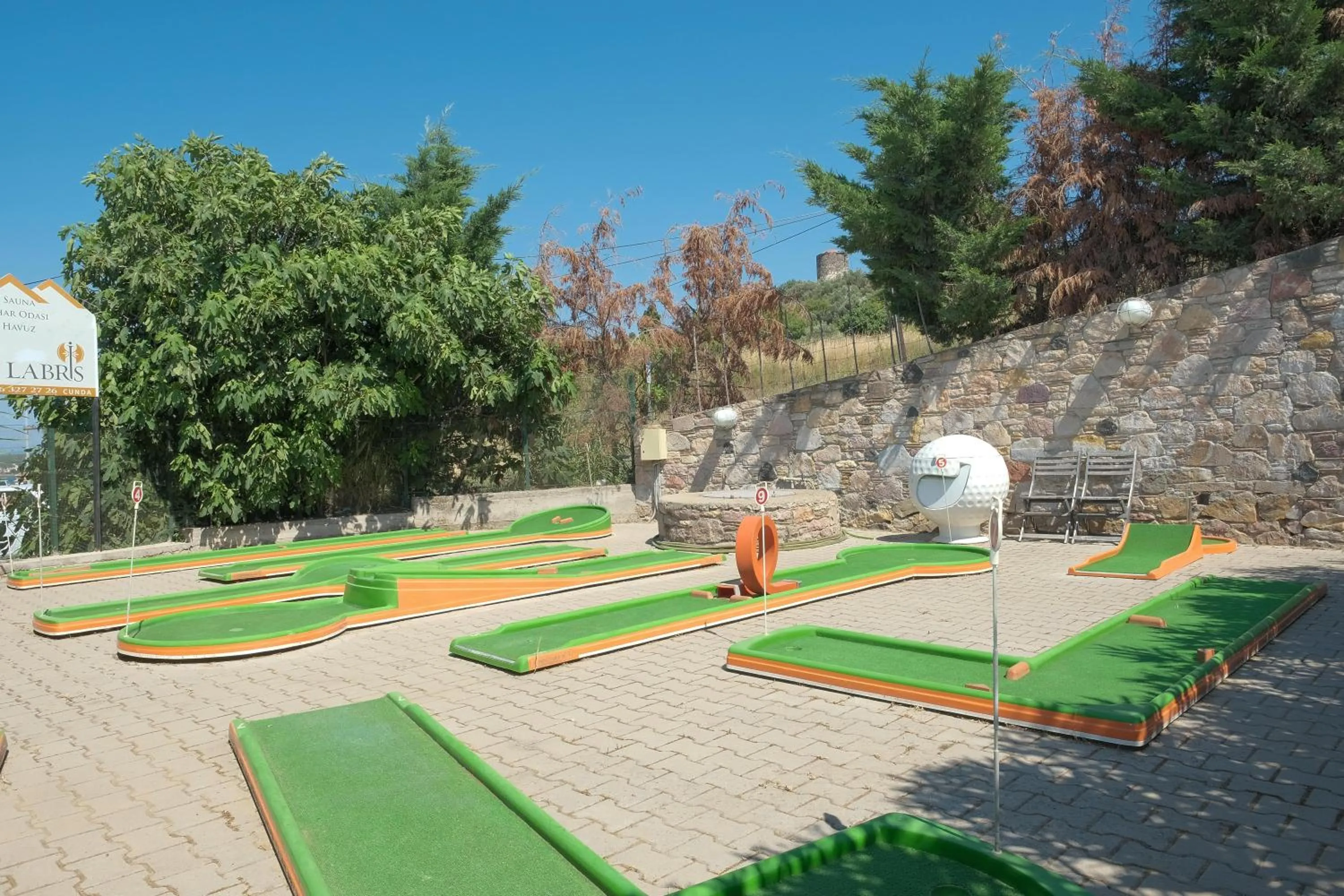Tennis court in Cunda Labris Hotel