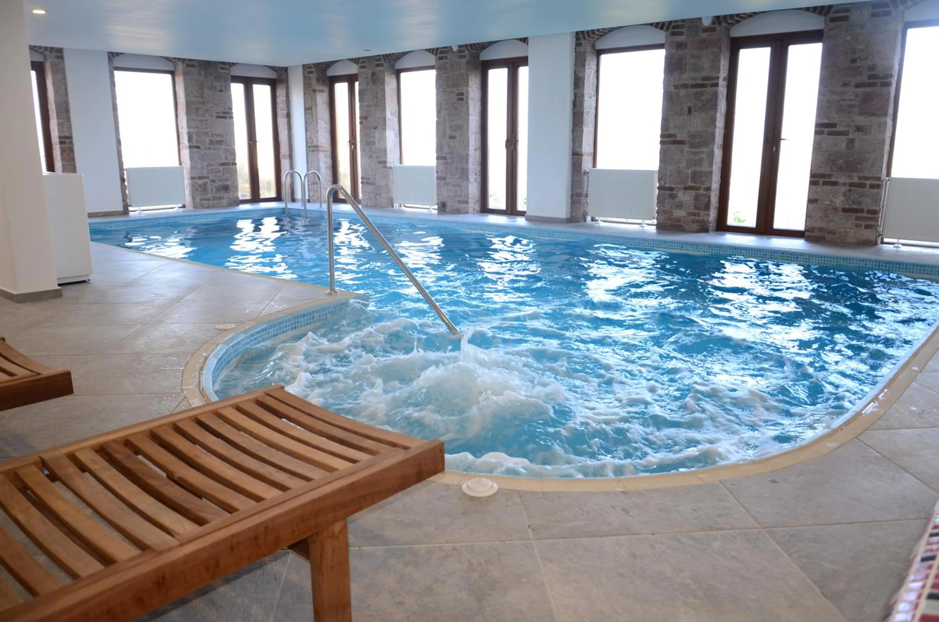 Swimming pool in Cunda Labris Hotel