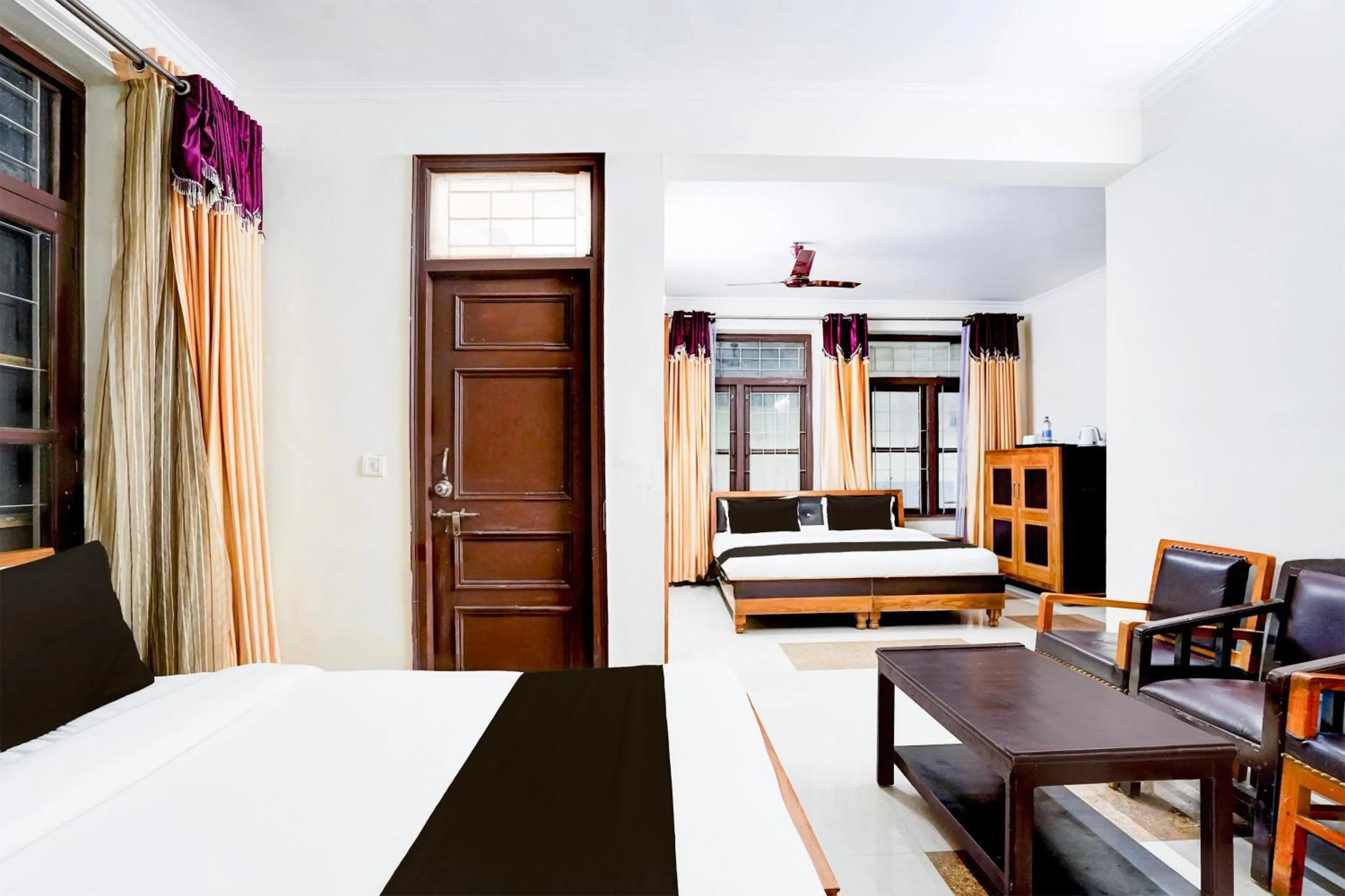 Bedroom, Bed in Super Townhouse Mall Road Near Library Chowk