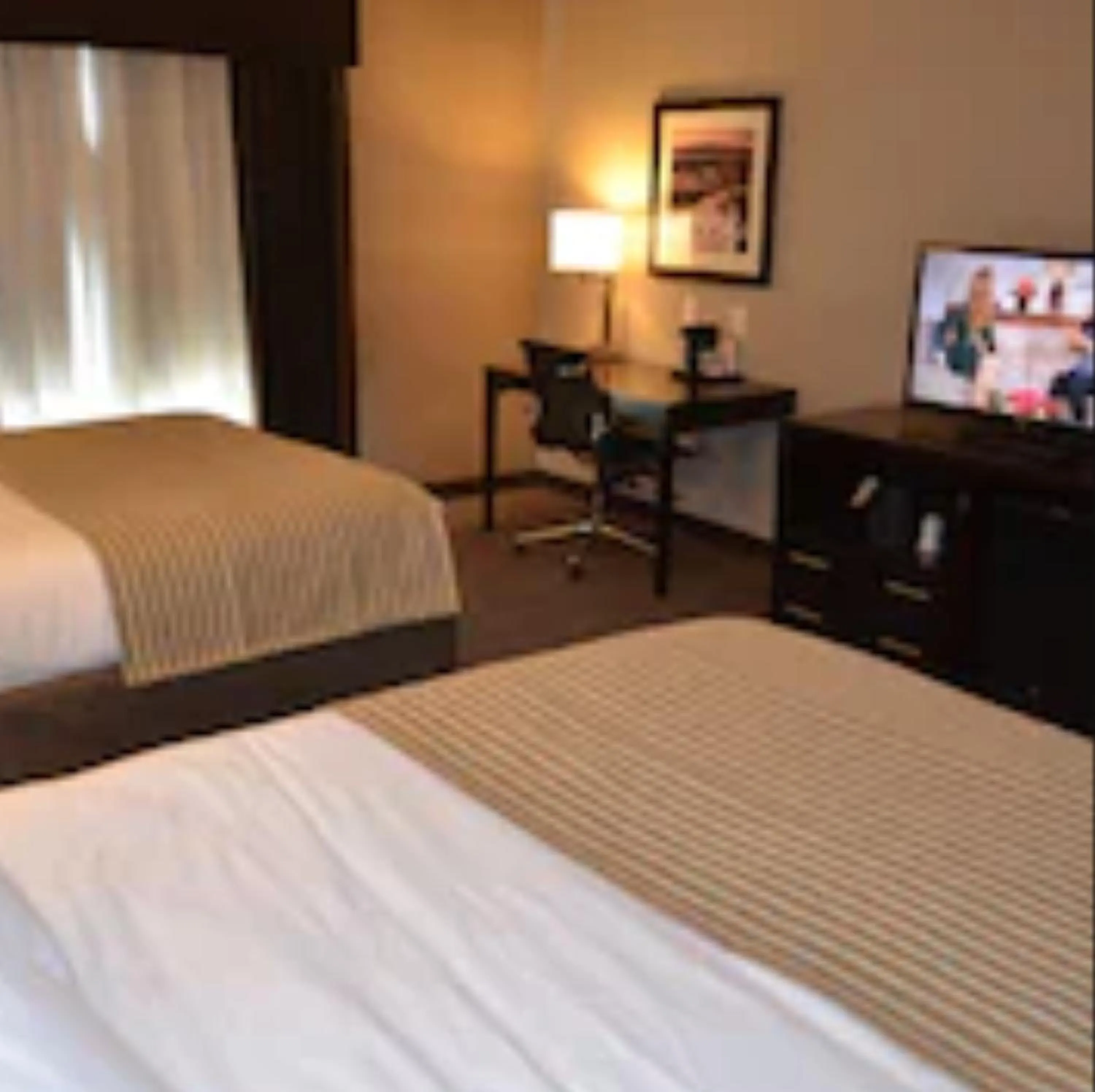 Bedroom, Bed in Holiday Inn Express Cheektowaga North East by IHG