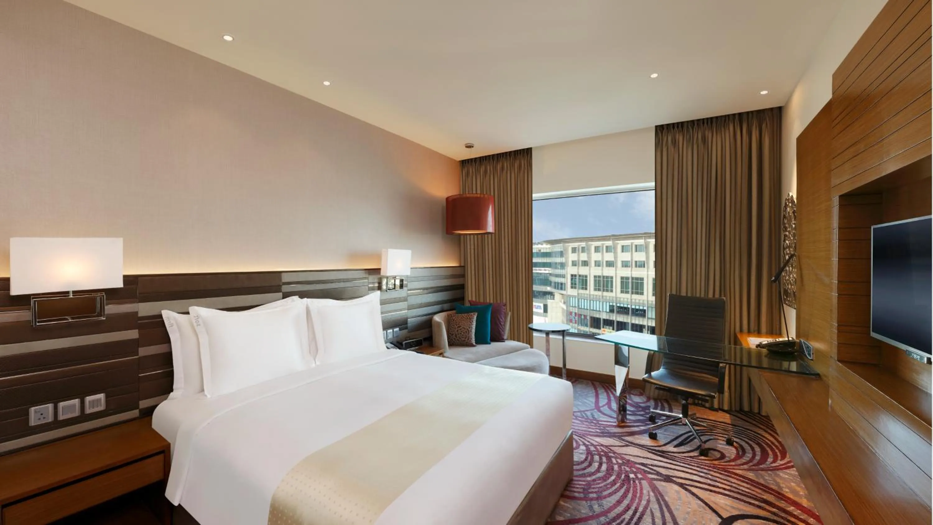 TV and multimedia, Bed in Holiday Inn Jaipur City Centre by IHG