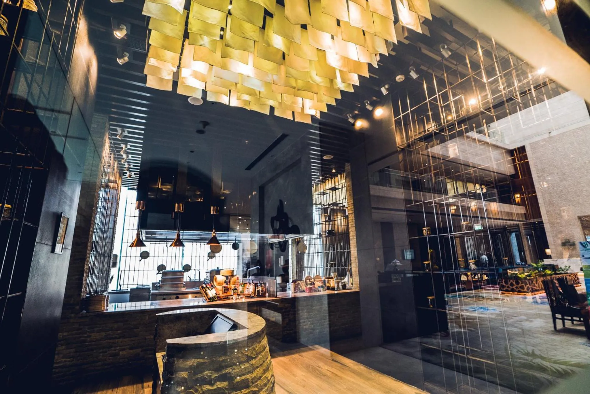 Restaurant/places to eat in Holiday Inn Jaipur City Centre by IHG