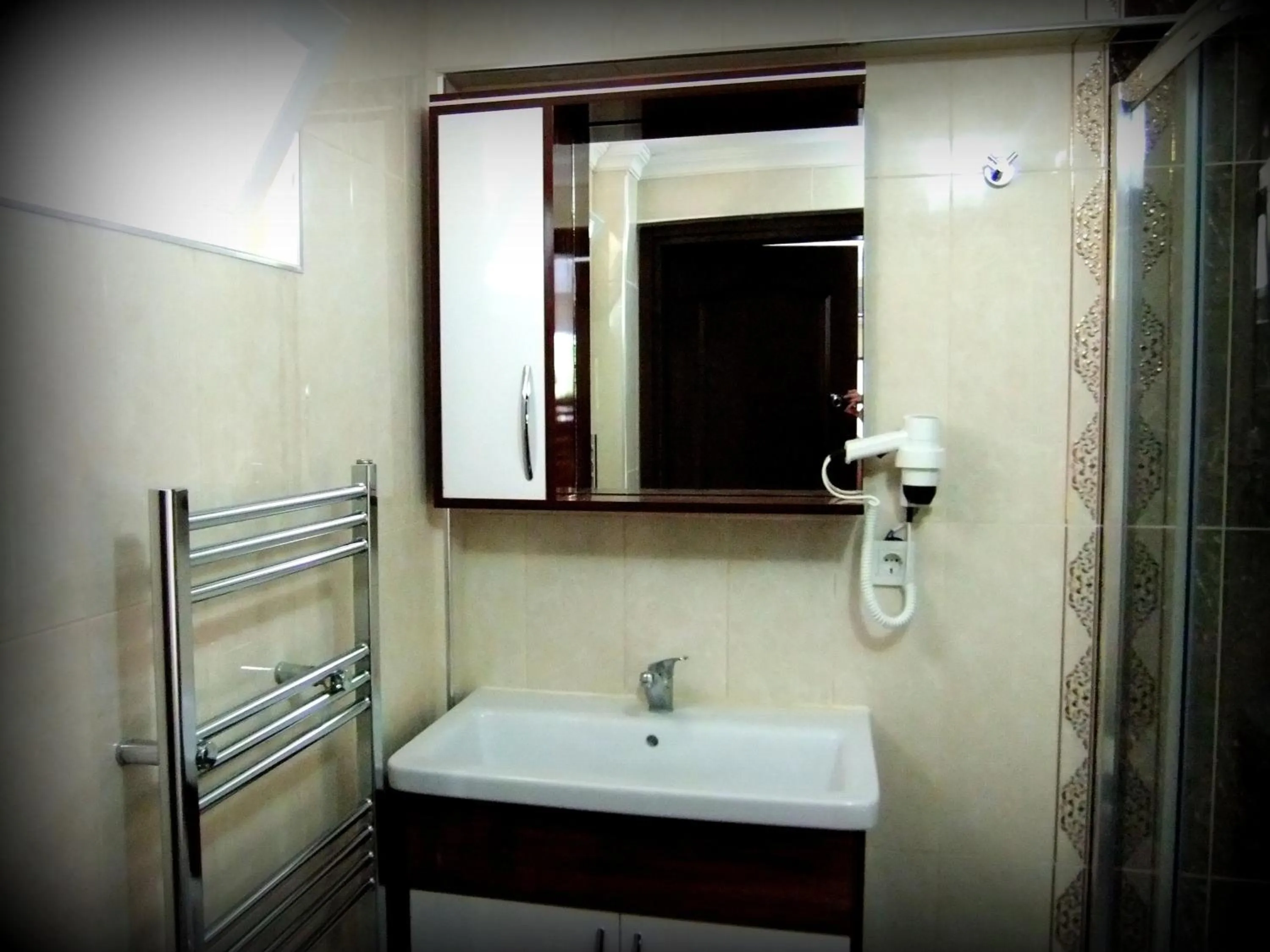 Bathroom in Uzunhan Hotel