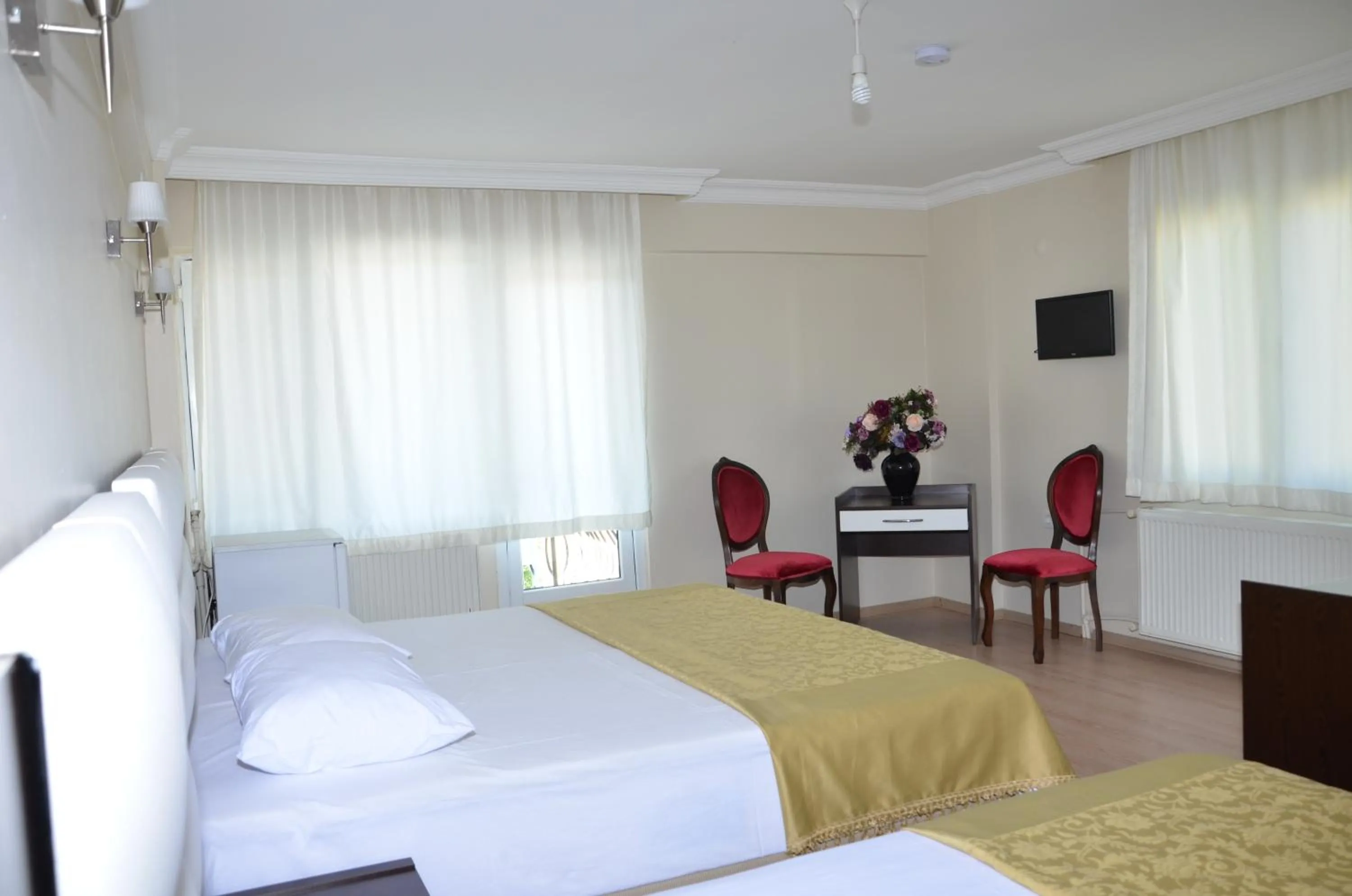 Bed in Uzunhan Hotel