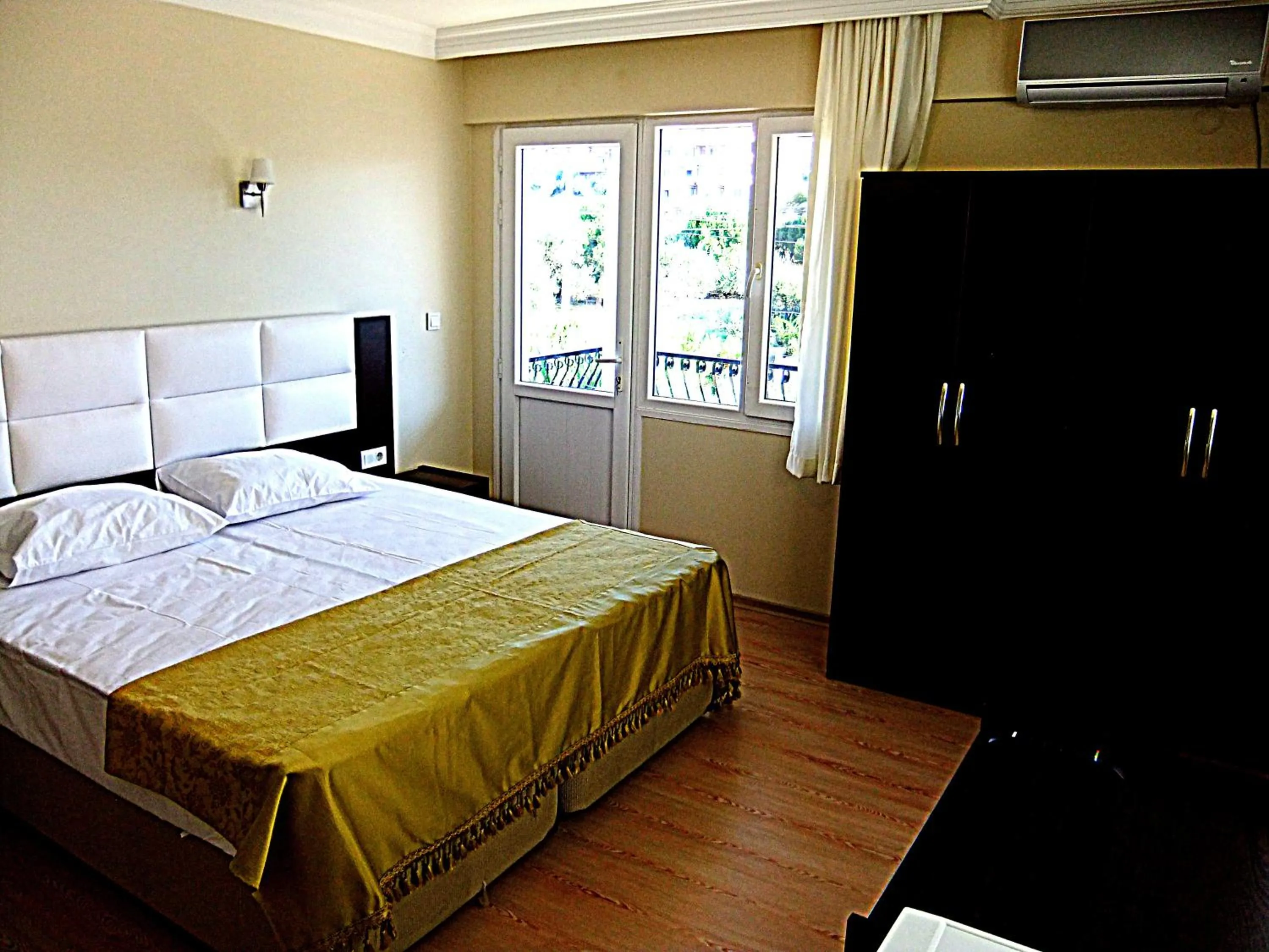 Photo of the whole room in Uzunhan Hotel