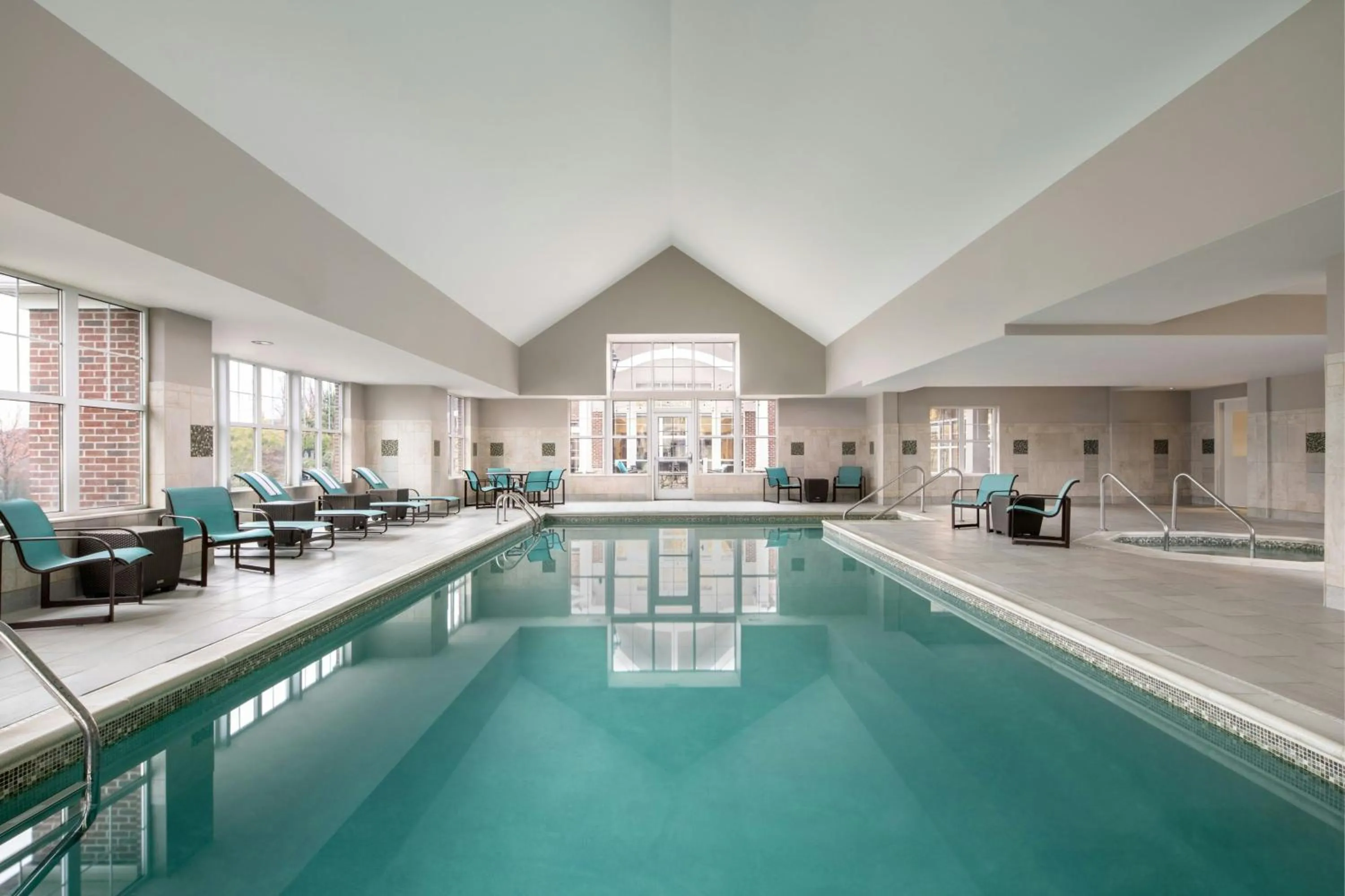 Swimming pool in Residence Inn by Marriott Akron Fairlawn