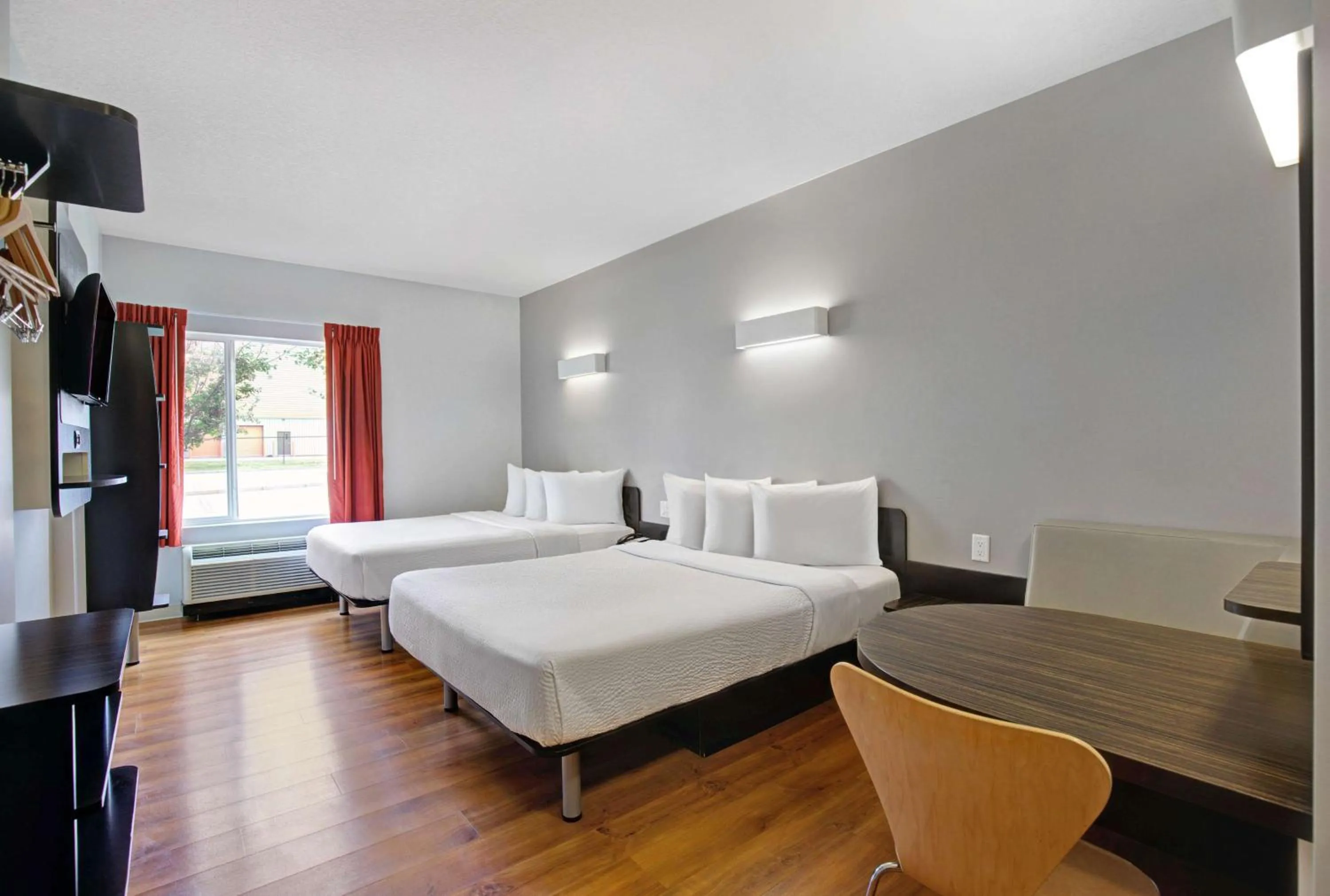 Queen Room with Two Queen Beds - Non-Smoking in Motel 6 Airdrie