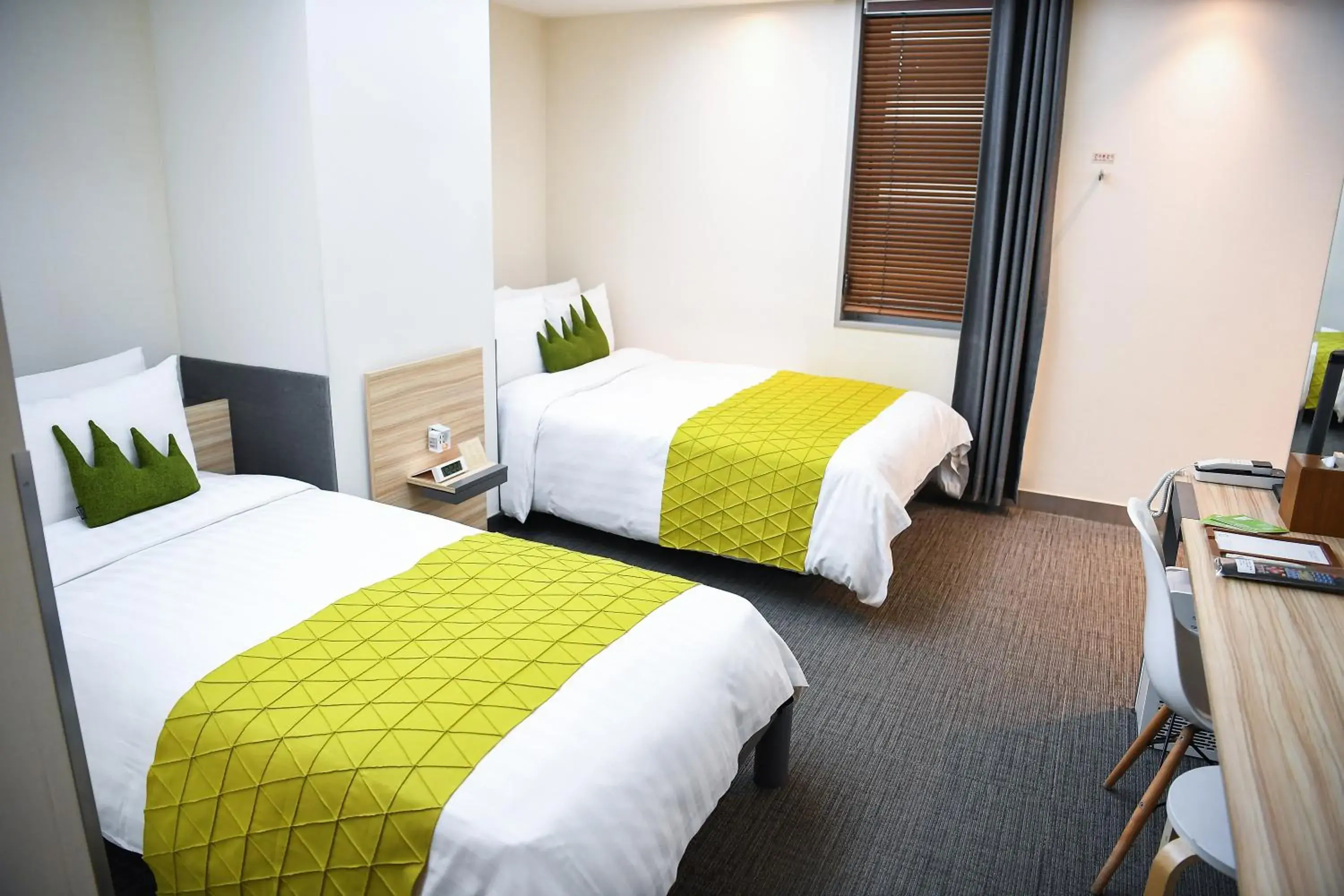 Standard Twin Room - Non-Smoking in Metro Hotel Myeongdong Standard Twin Room - Non-Smoking in Metro Hotel Myeongdong