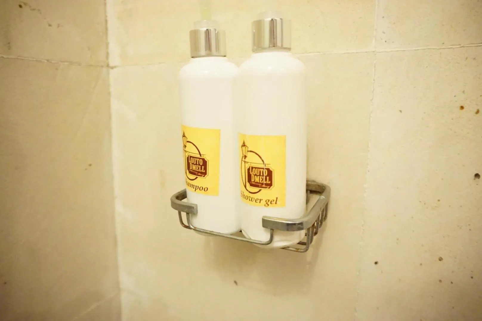 Shower in Louto Dmell Villa & Deluxe