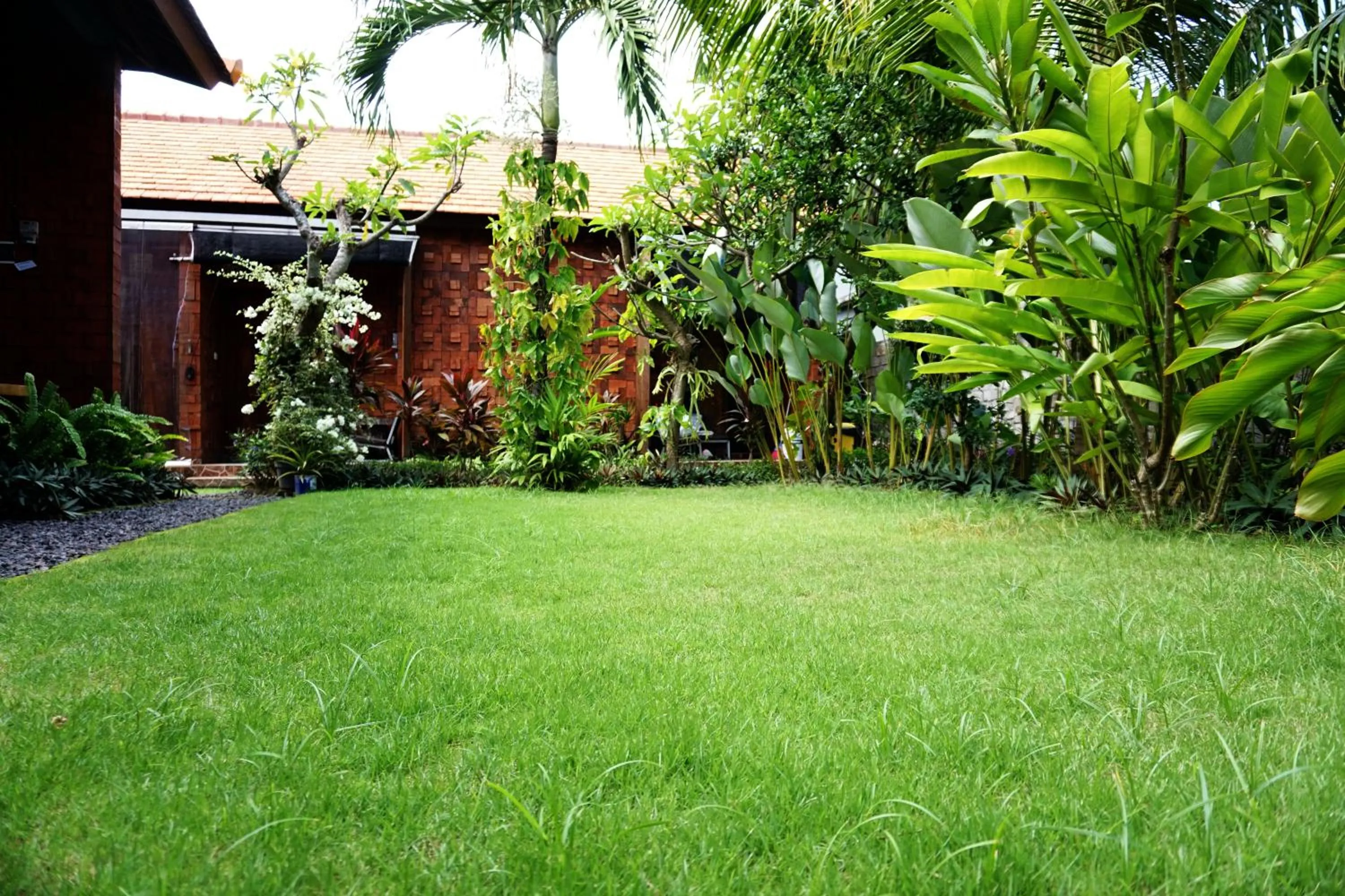 Garden in Louto Dmell Villa & Deluxe