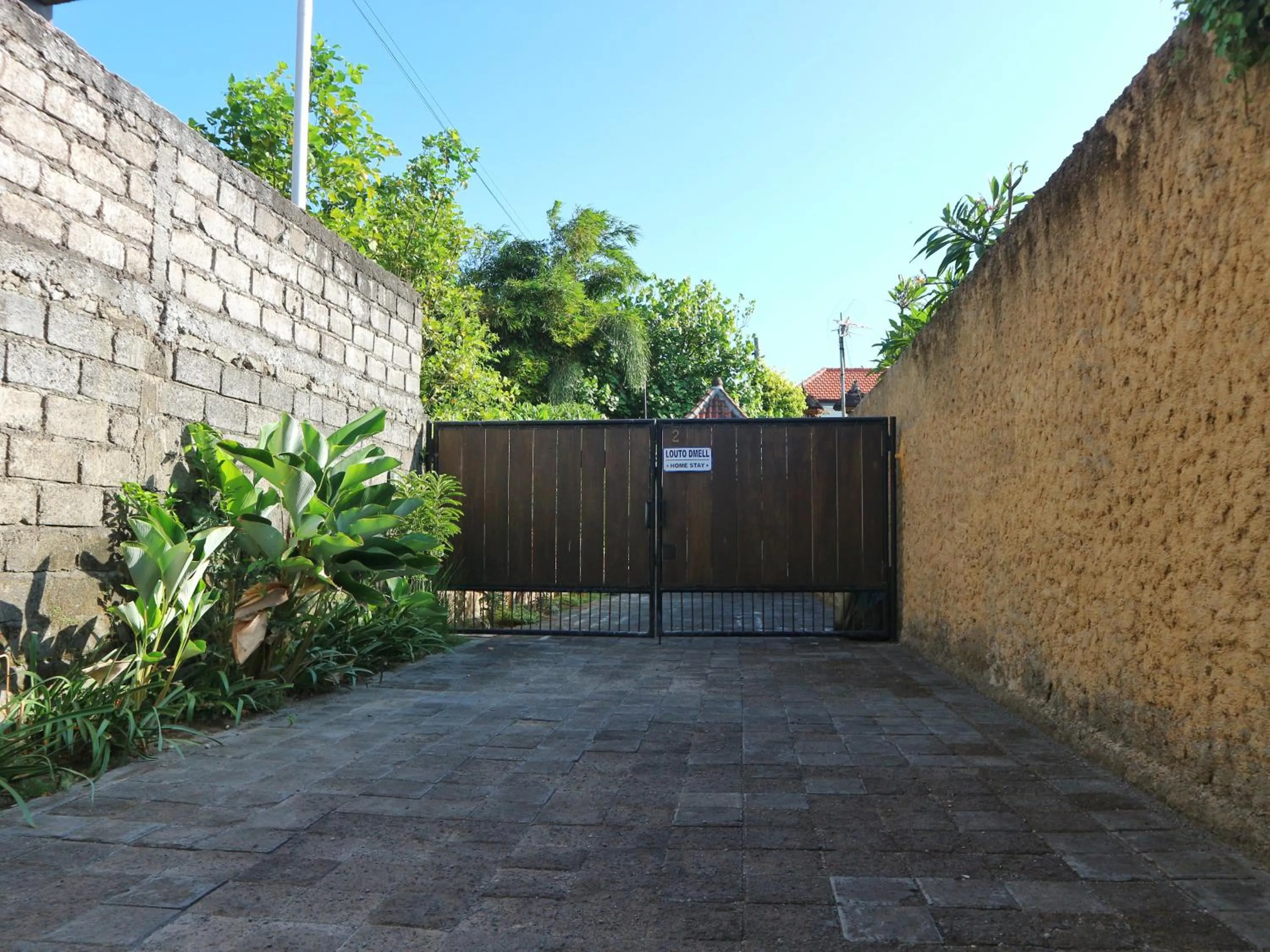 Property building in Louto Dmell Villa & Deluxe