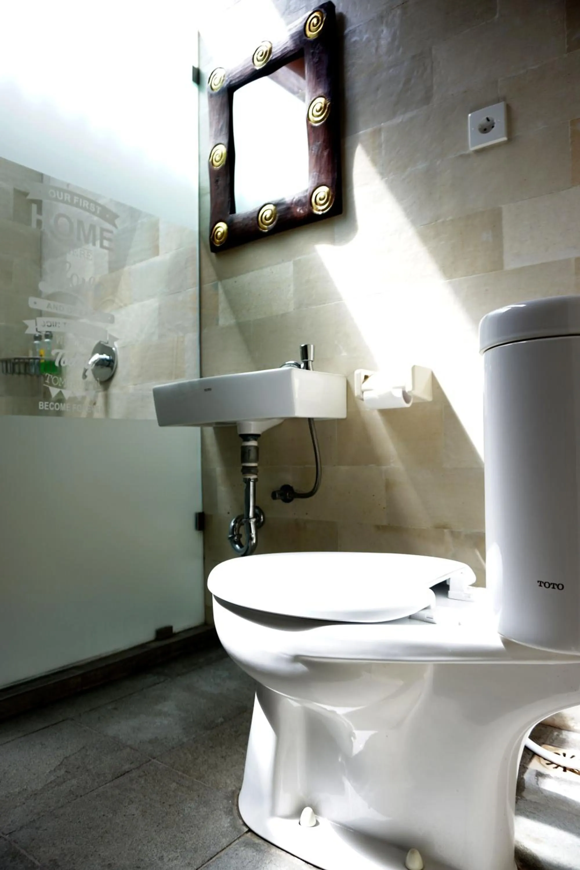 Bathroom in Louto Dmell Villa & Deluxe