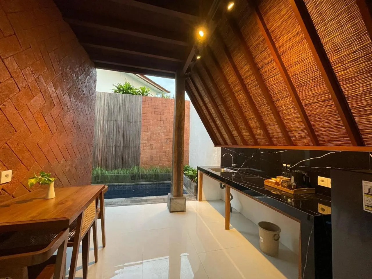 Kitchen or kitchenette in Louto Dmell Villa & Deluxe