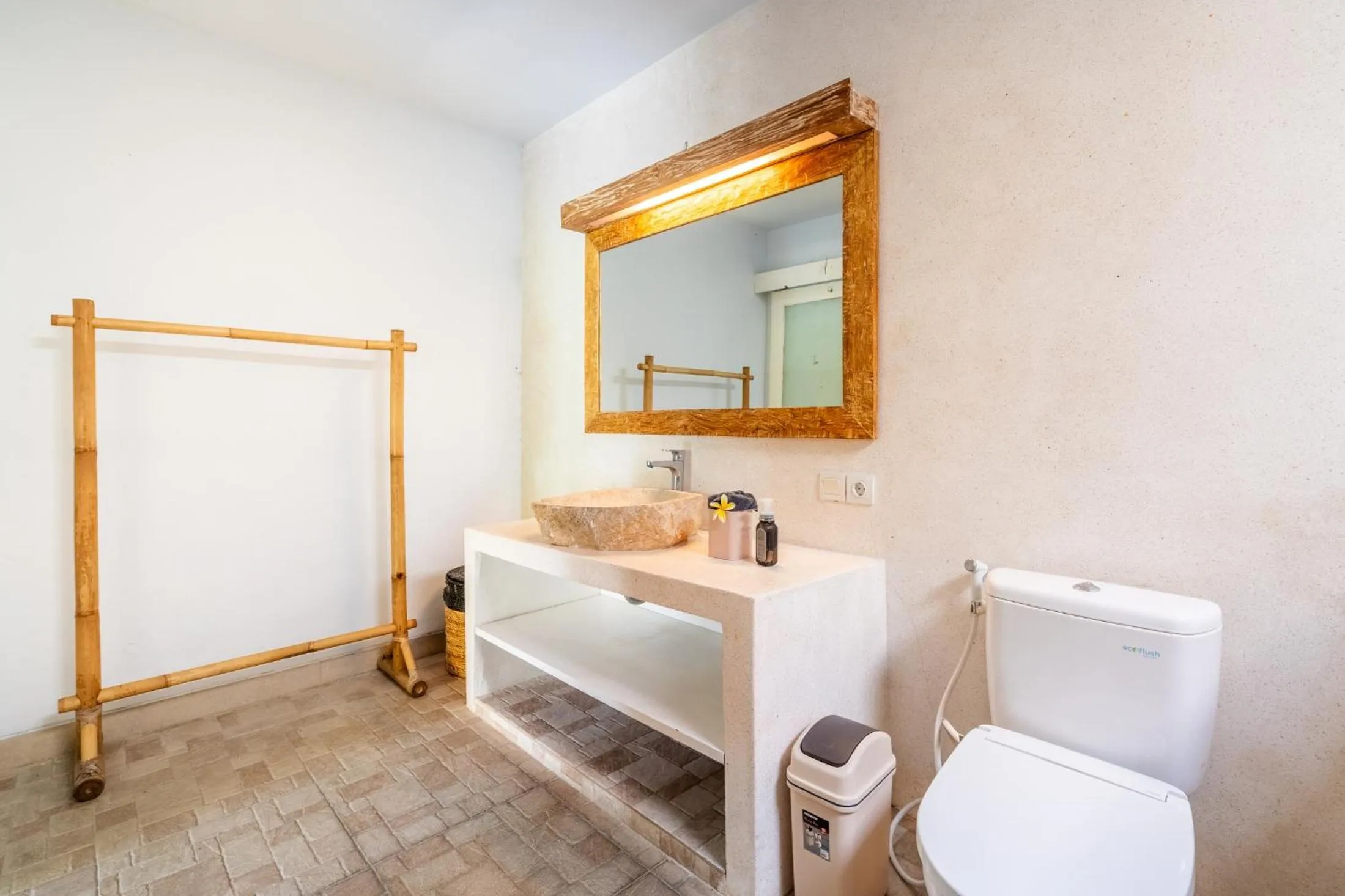 Toilet in Jungle Amaranth Villa Canggu - Exclusive 3BR Retreat with Pool, Modern Amenities and Top Location - New Year's Offer