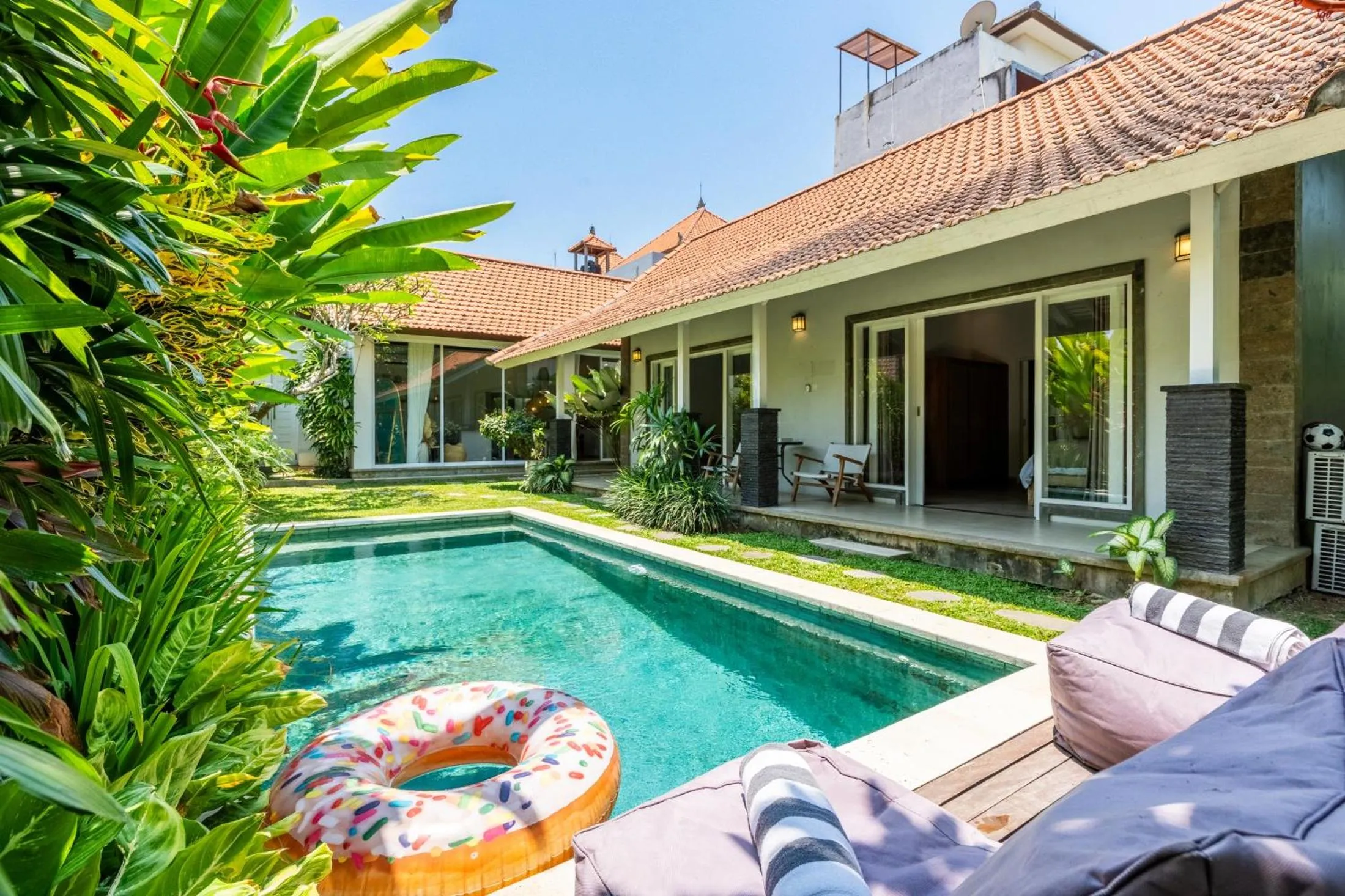 Property building in Jungle Amaranth Villa Canggu - Exclusive 3BR Retreat with Pool, Modern Amenities and Top Location - New Year's Offer