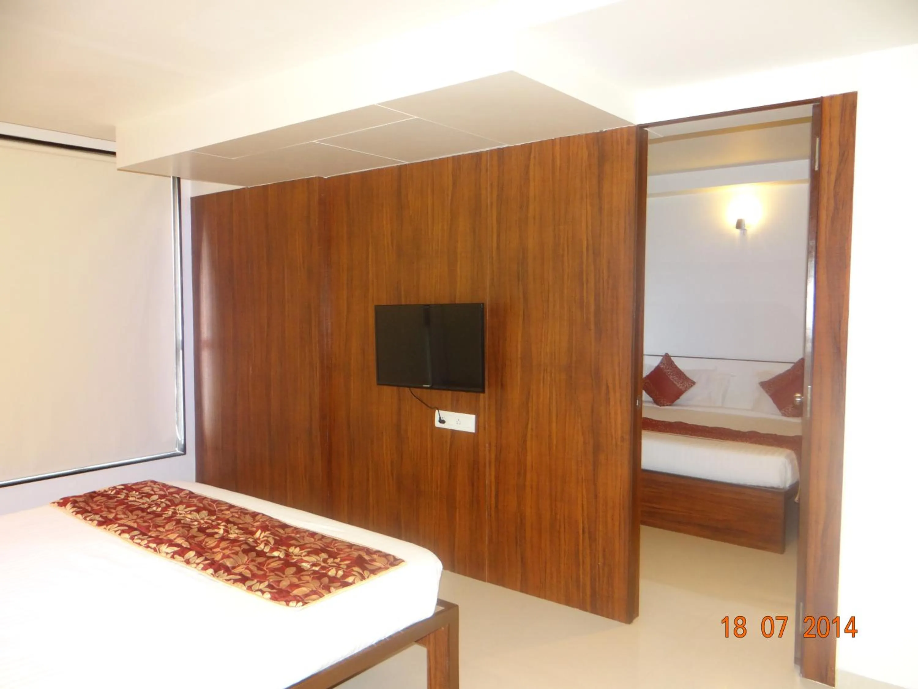 Photo of the whole room, Bed in The Temple View Hotel