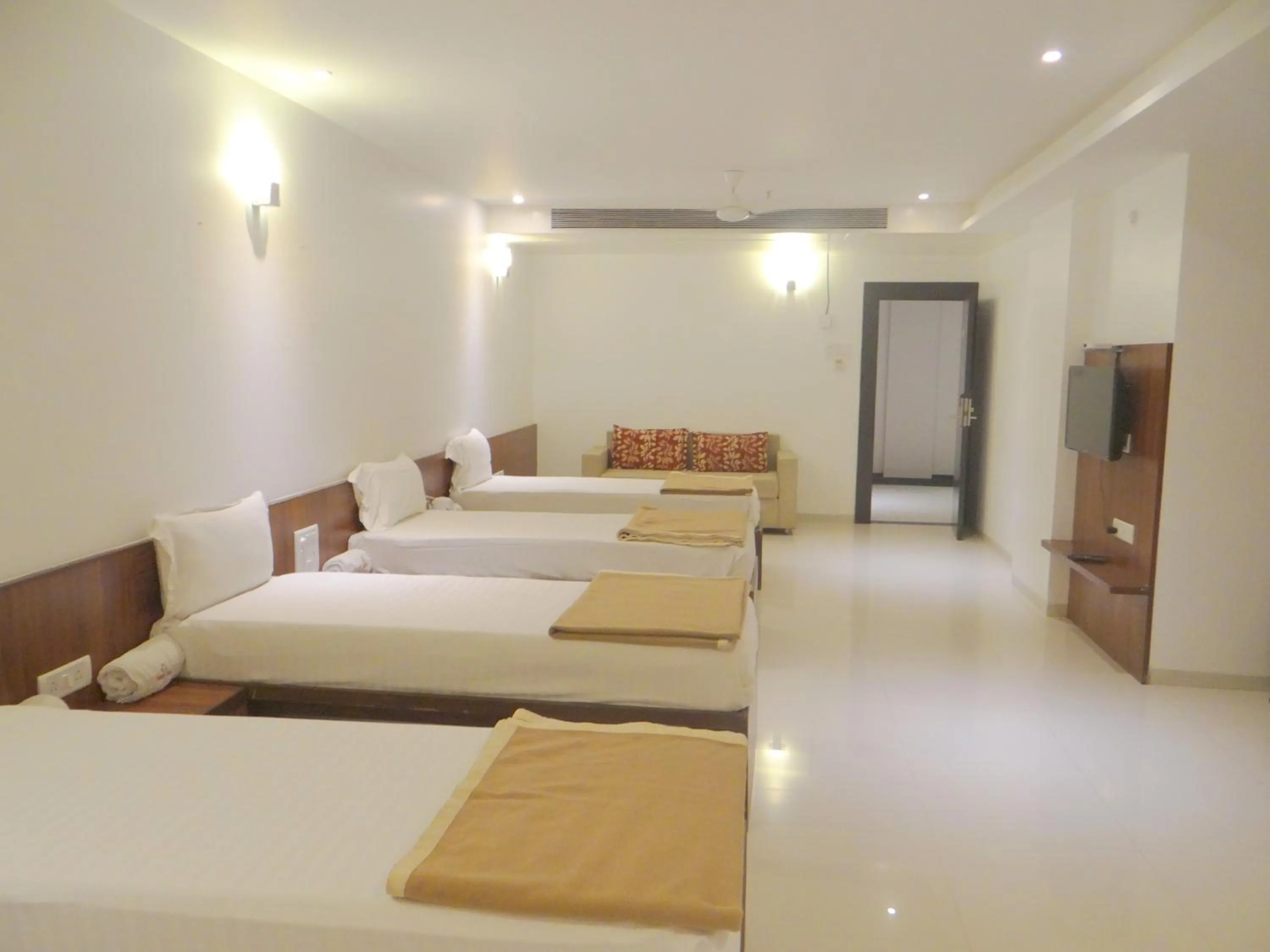 Bed in The Temple View Hotel