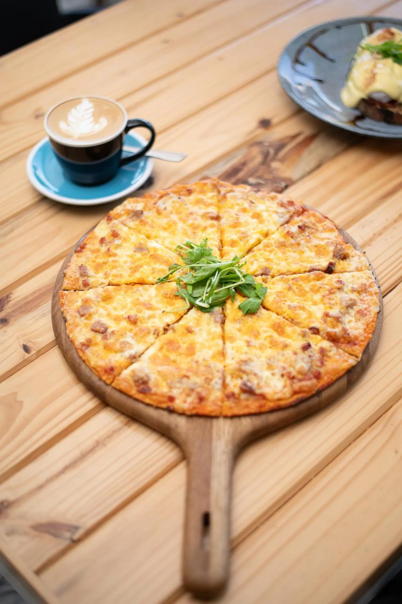 Restaurant/places to eat in No 20 On the Beach Guesthouse