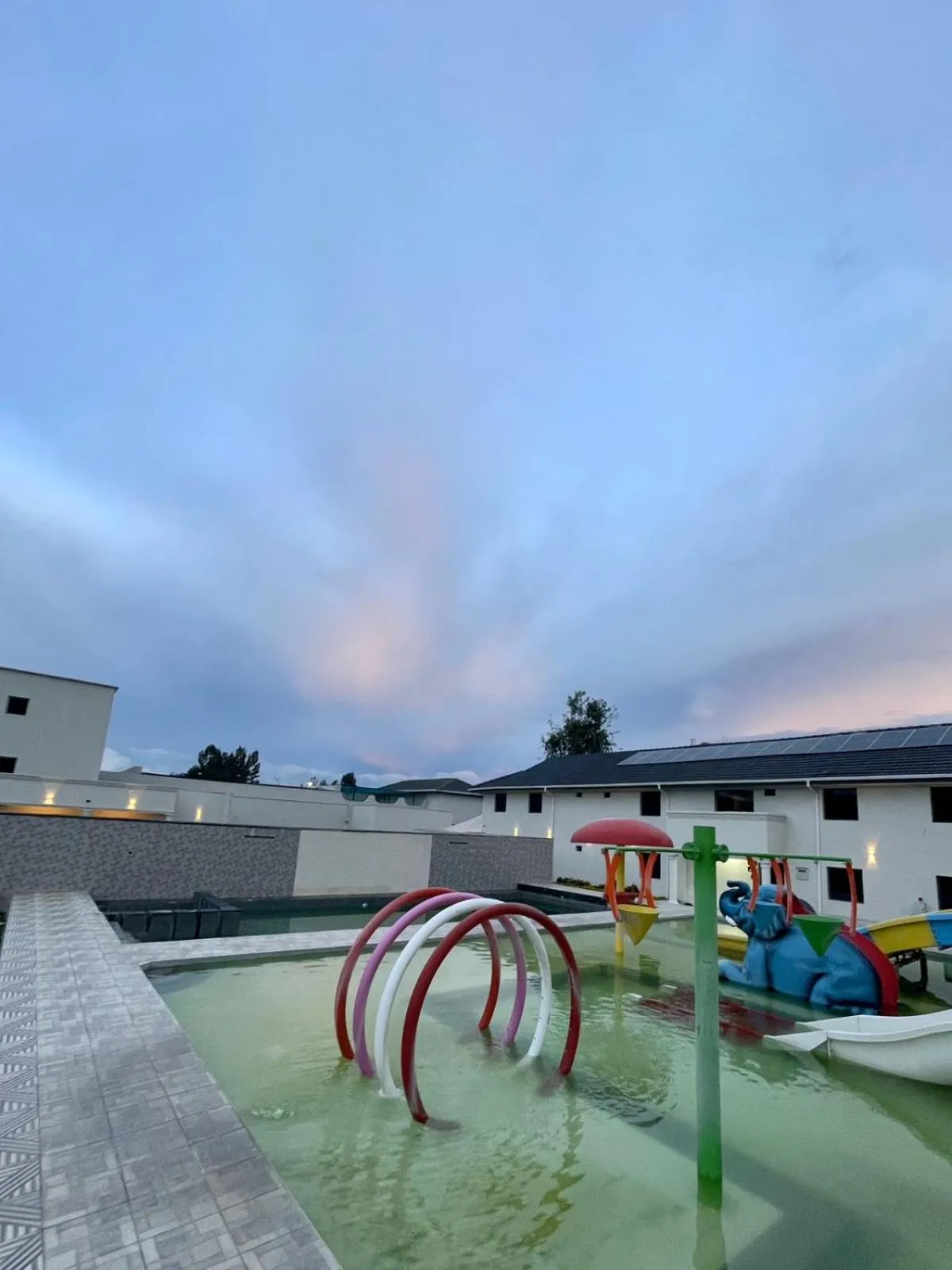 Swimming pool in Ivory Park Hotel - Safari Waterworld